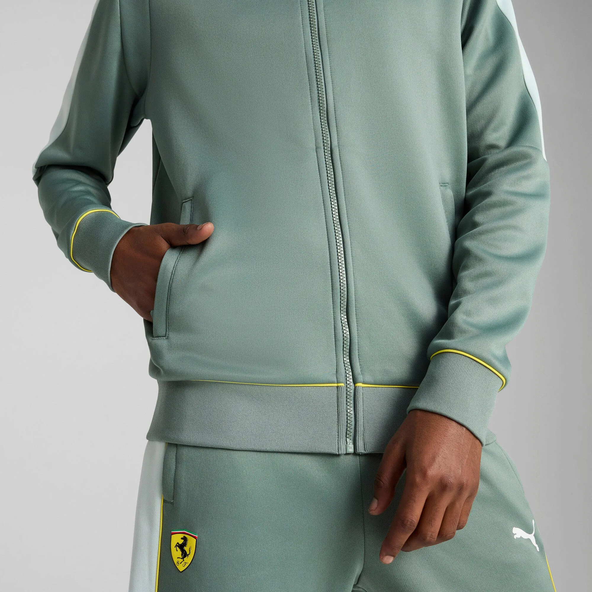 PUMA Men's Scuderia Ferrari Race MT7 Jacket