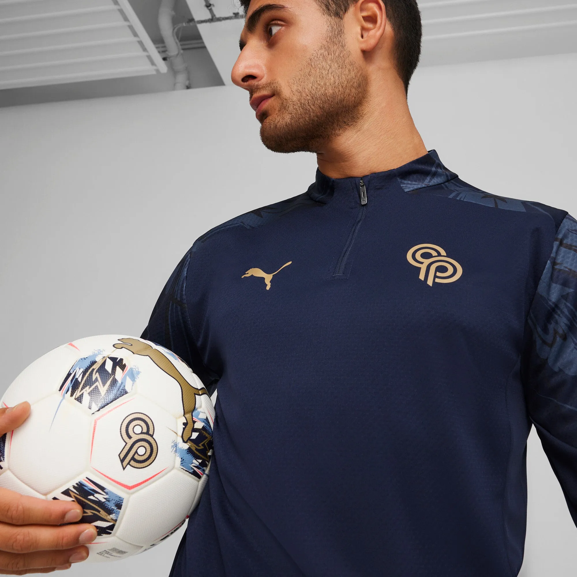 PUMA Men's x CHRISTIAN PULISIC Soccer Quarter-Zip Top