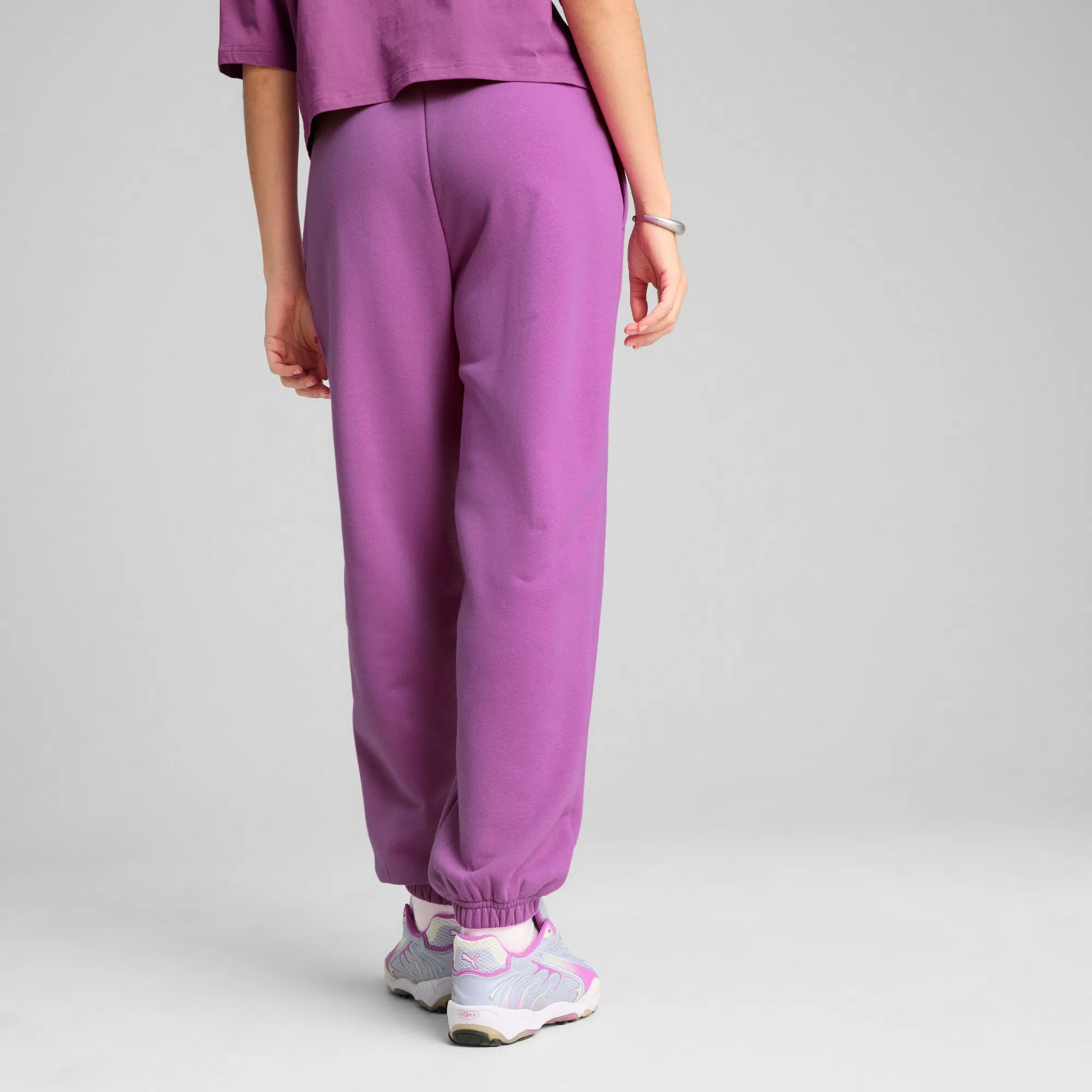 PUMA Women's Wardrobe Essentials Relaxed Sweatpants