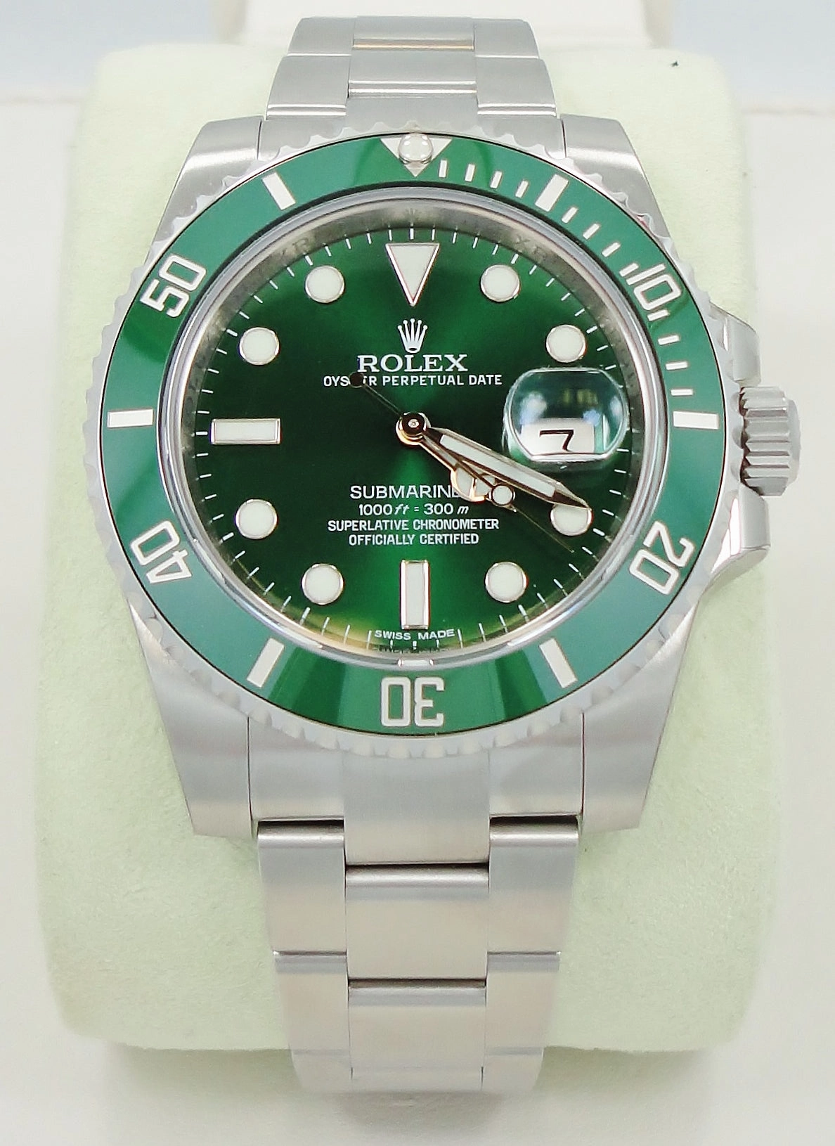 Rolex Oyster Perpetual Submariner 116610LV HULK UNWORN