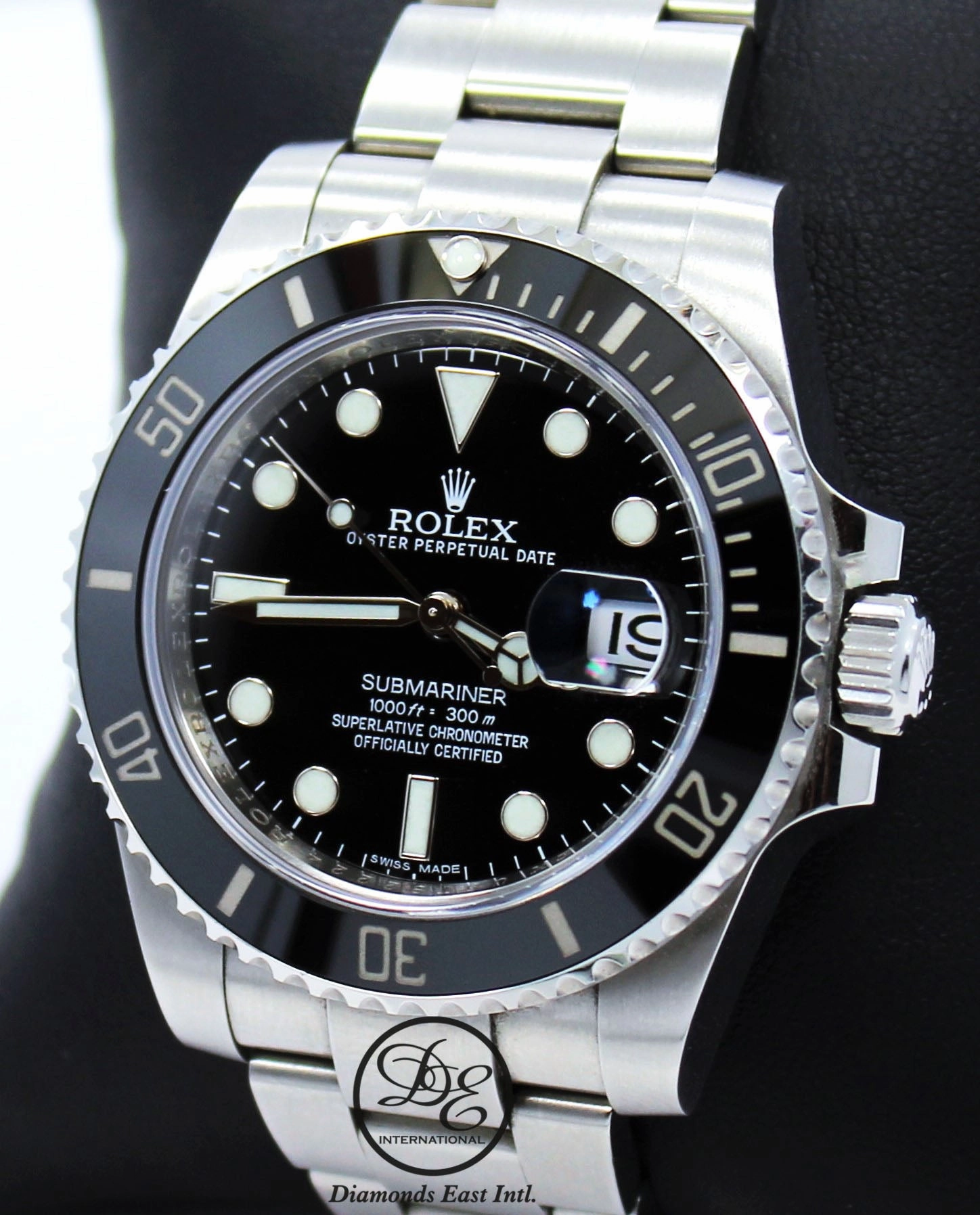 Rolex Oyster Perpetual Submariner Date 116610 LN PAPERS