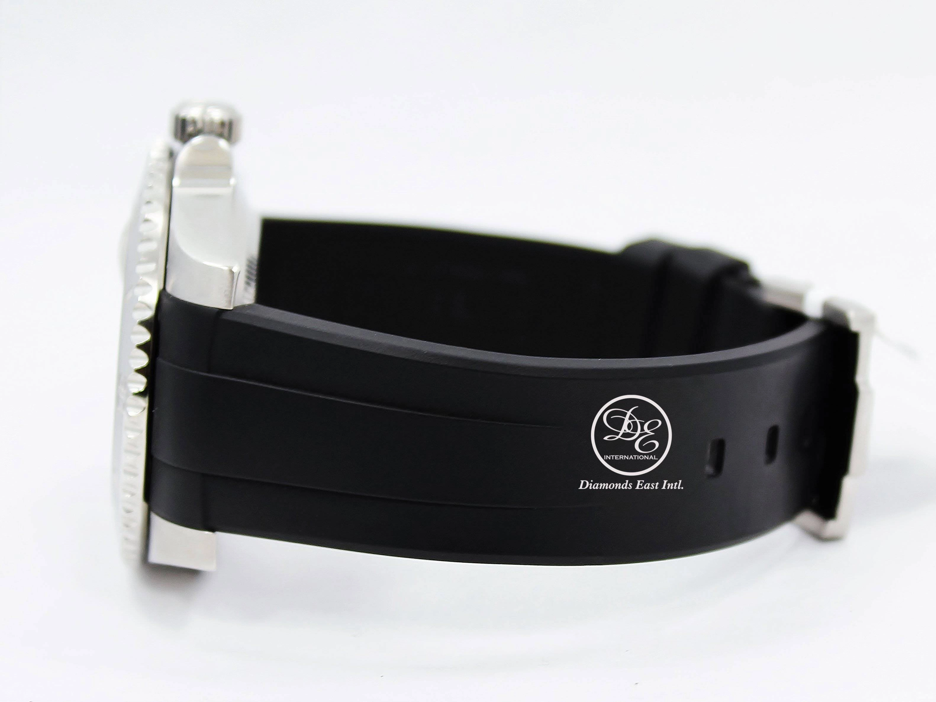Rolex Oyster Perpetual Submariner Date 116610 LN RUBBER B & OYSTER BRACELET