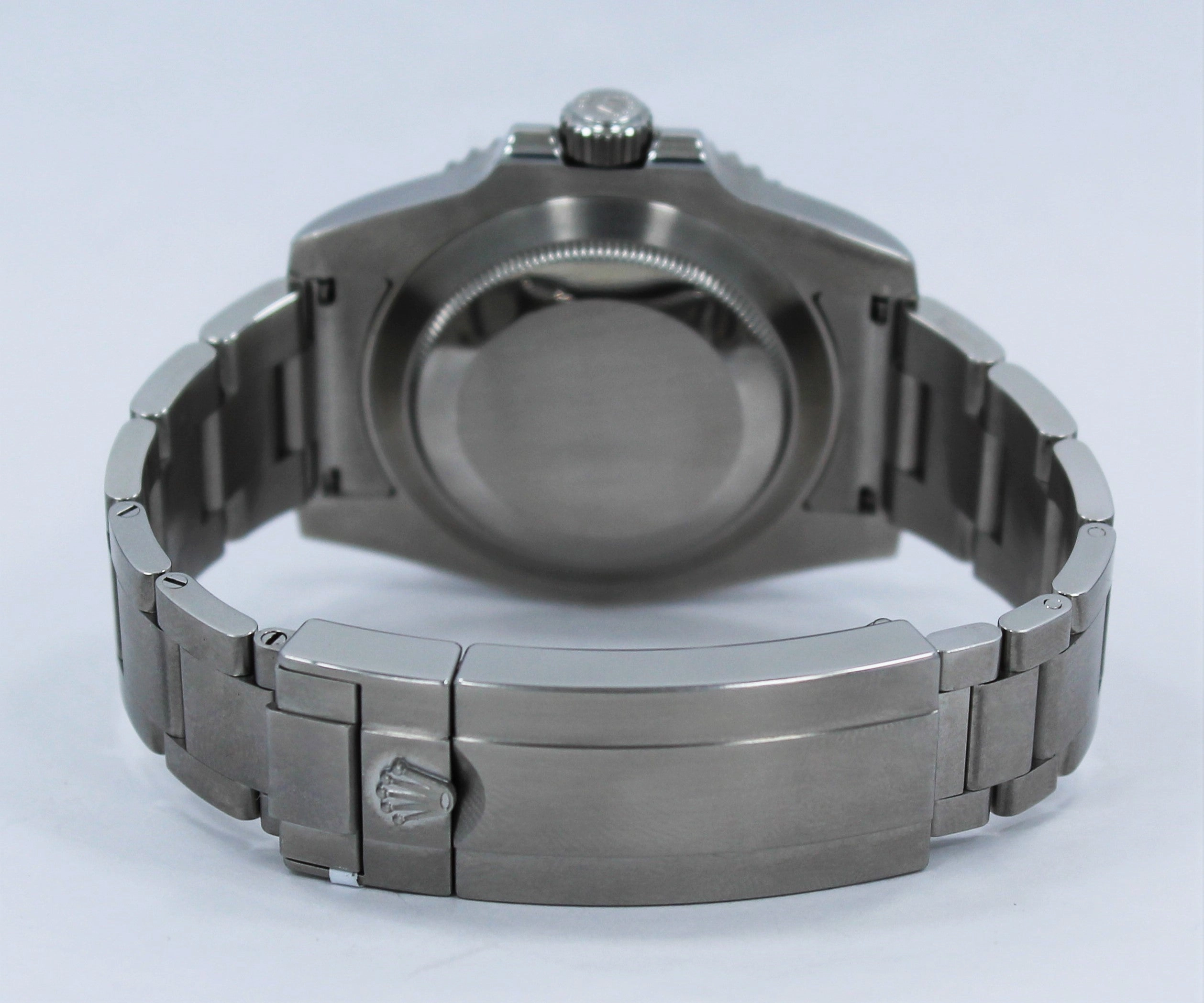 Rolex Oyster Perpetual Submariner Date 116610 LN RUBBER B & OYSTER BRACELET