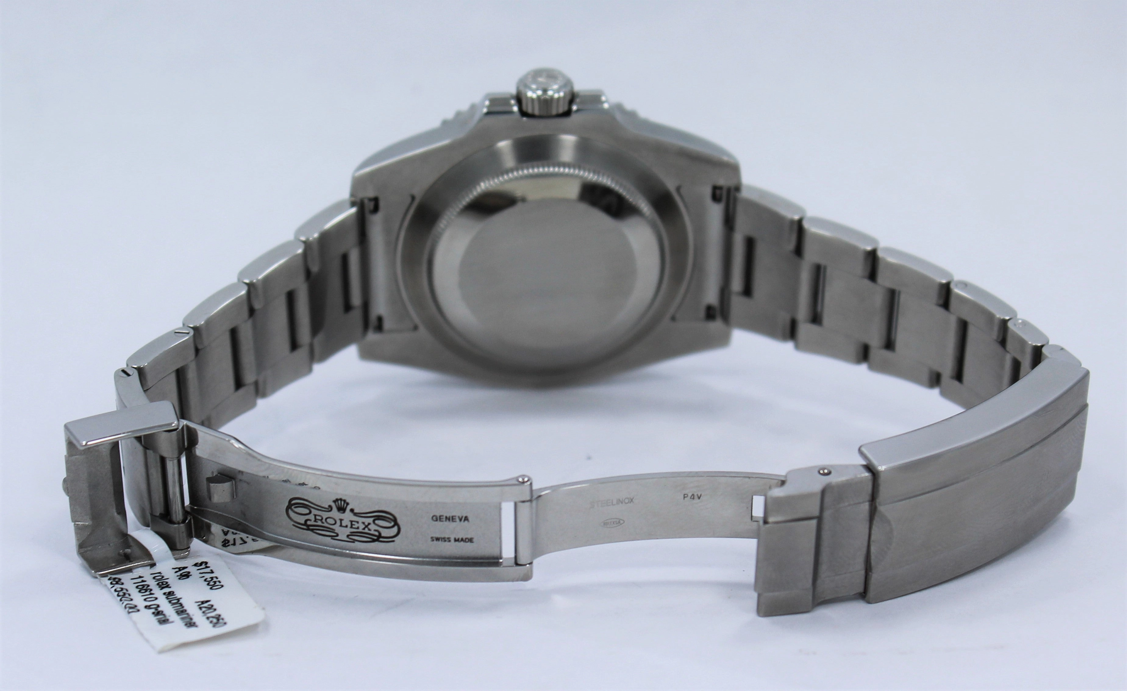 Rolex Oyster Perpetual Submariner Date 116610 LN RUBBER B & OYSTER BRACELET