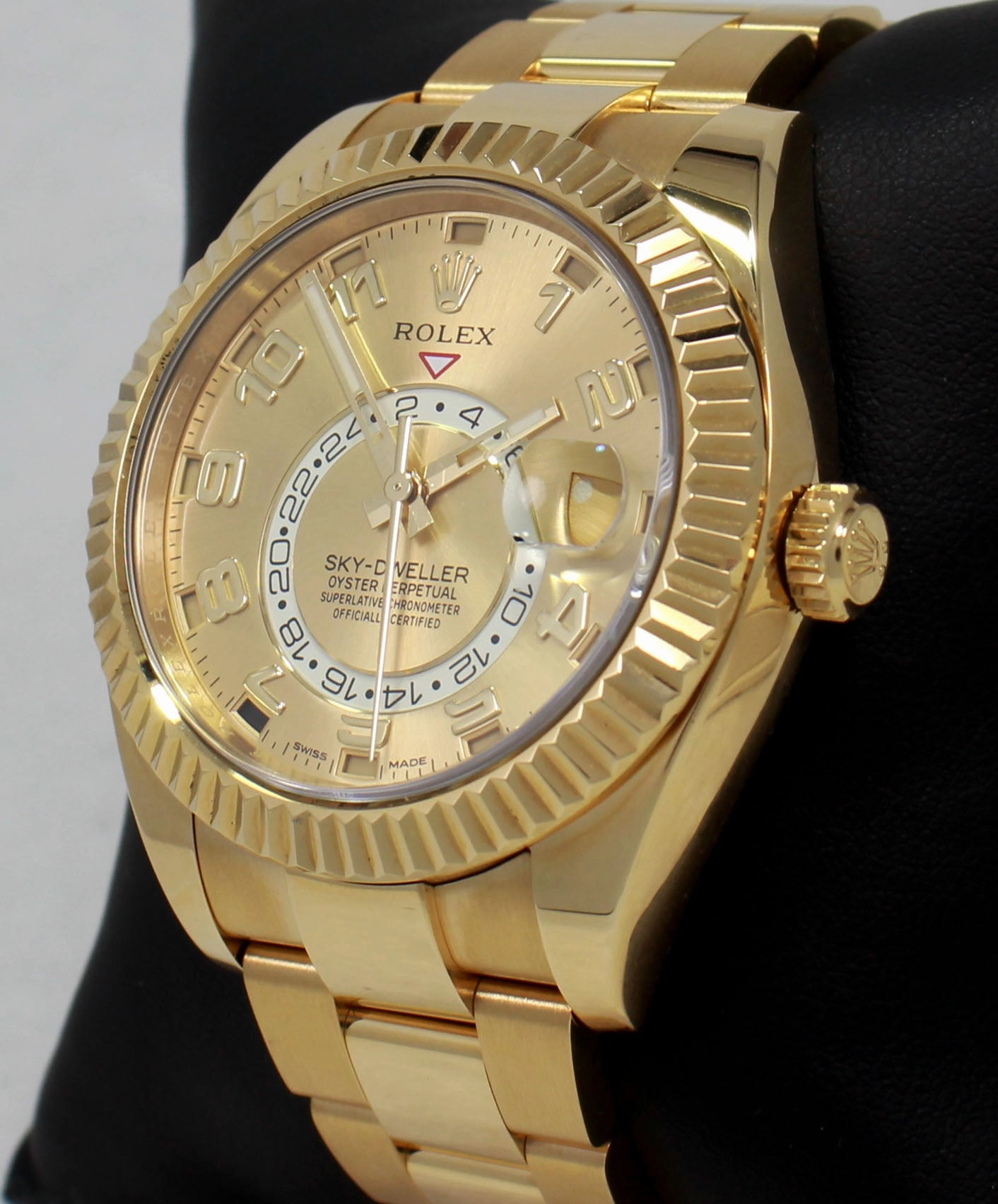 Rolex Sky-Dweller 18K Yellow Gold 326938 GLDARO BOX/PAPERS