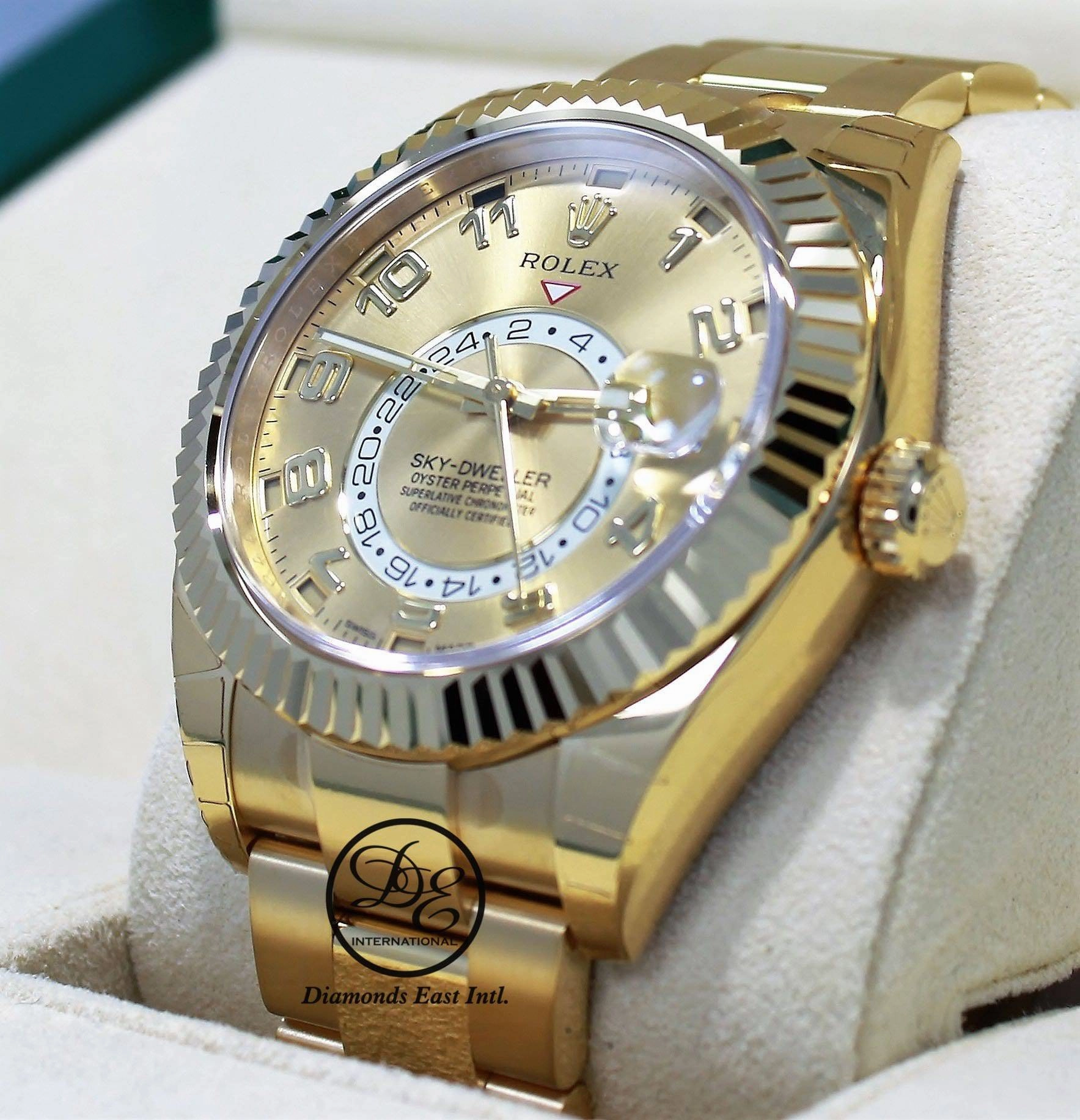 Rolex Sky-Dweller 18K Yellow Gold 326938 GLDARO UNWORN