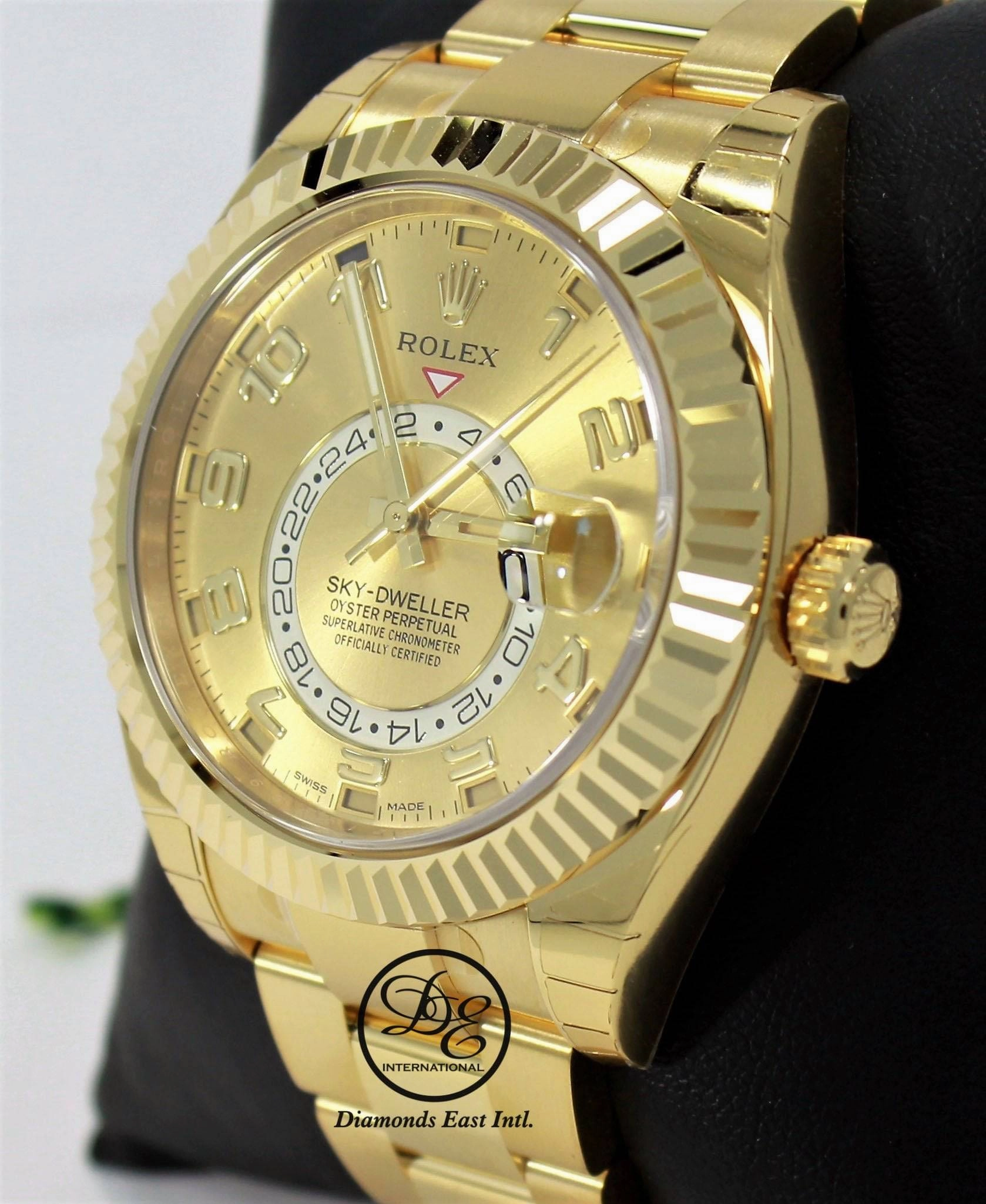 Rolex Sky-Dweller 18K Yellow Gold 326938 GLDARO UNWORN