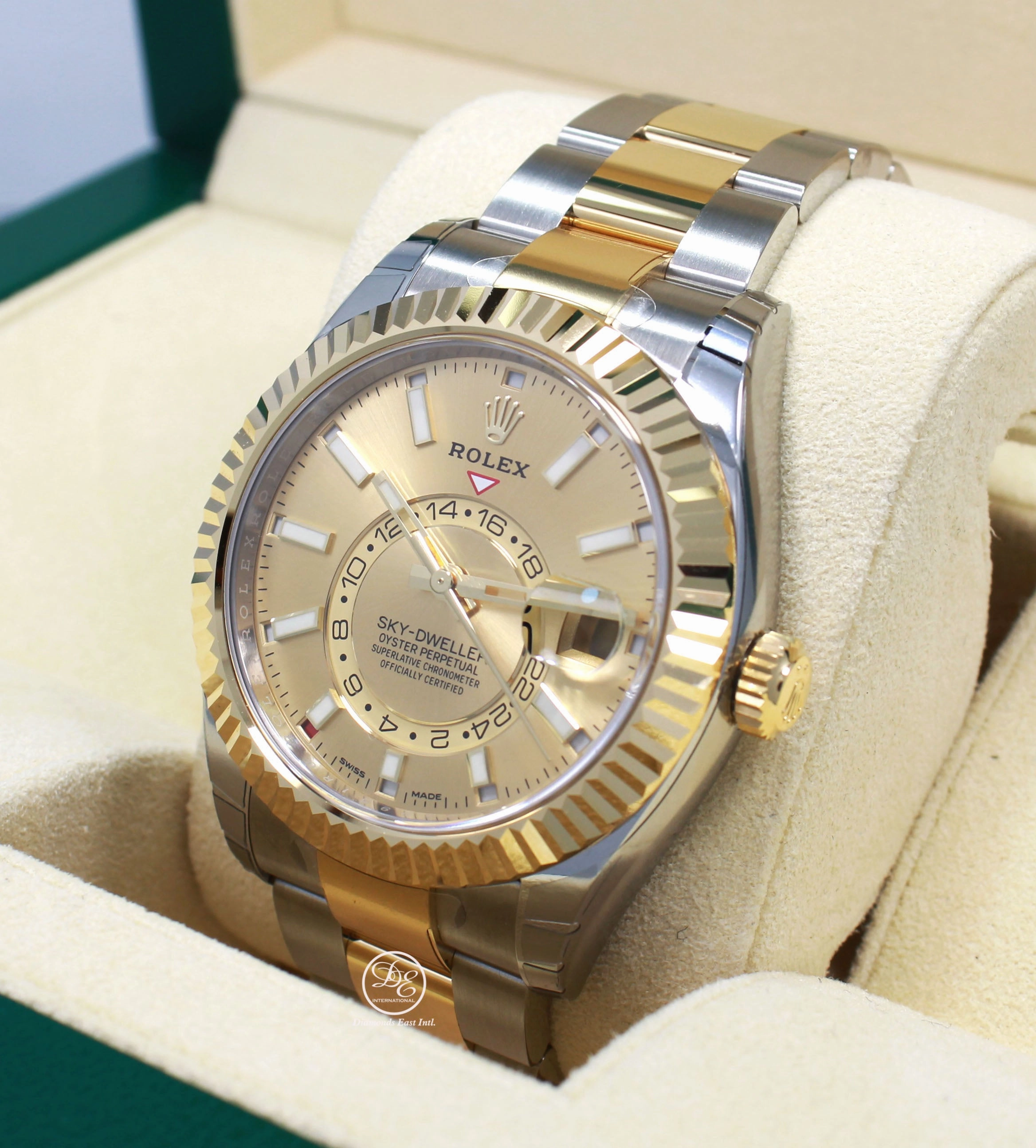Rolex Sky-Dweller 18k Yellow Gold/SS 326933 UNWORN