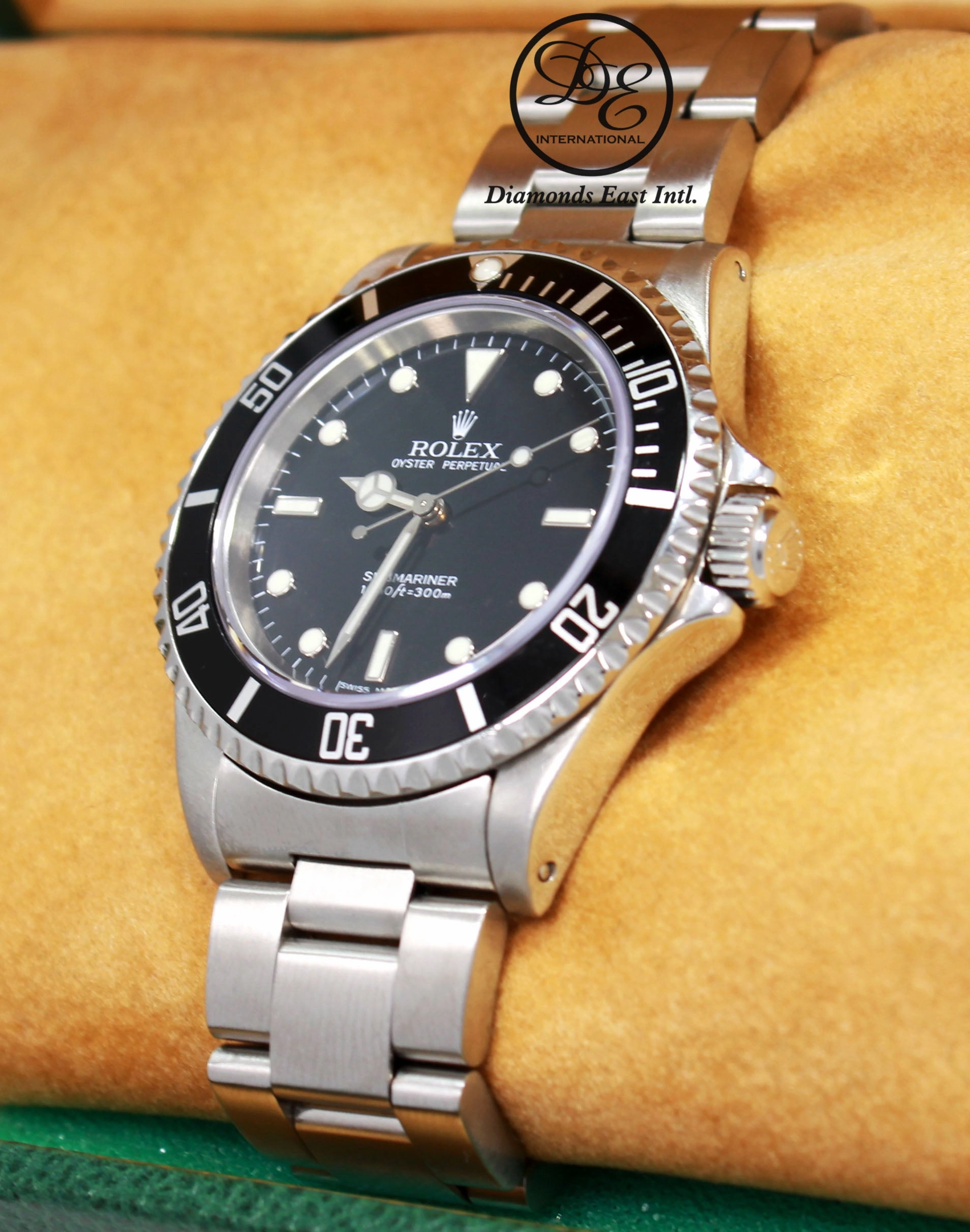 ROLEX Submariner 14060 Oyster Stainless Steel Black Dial Watch