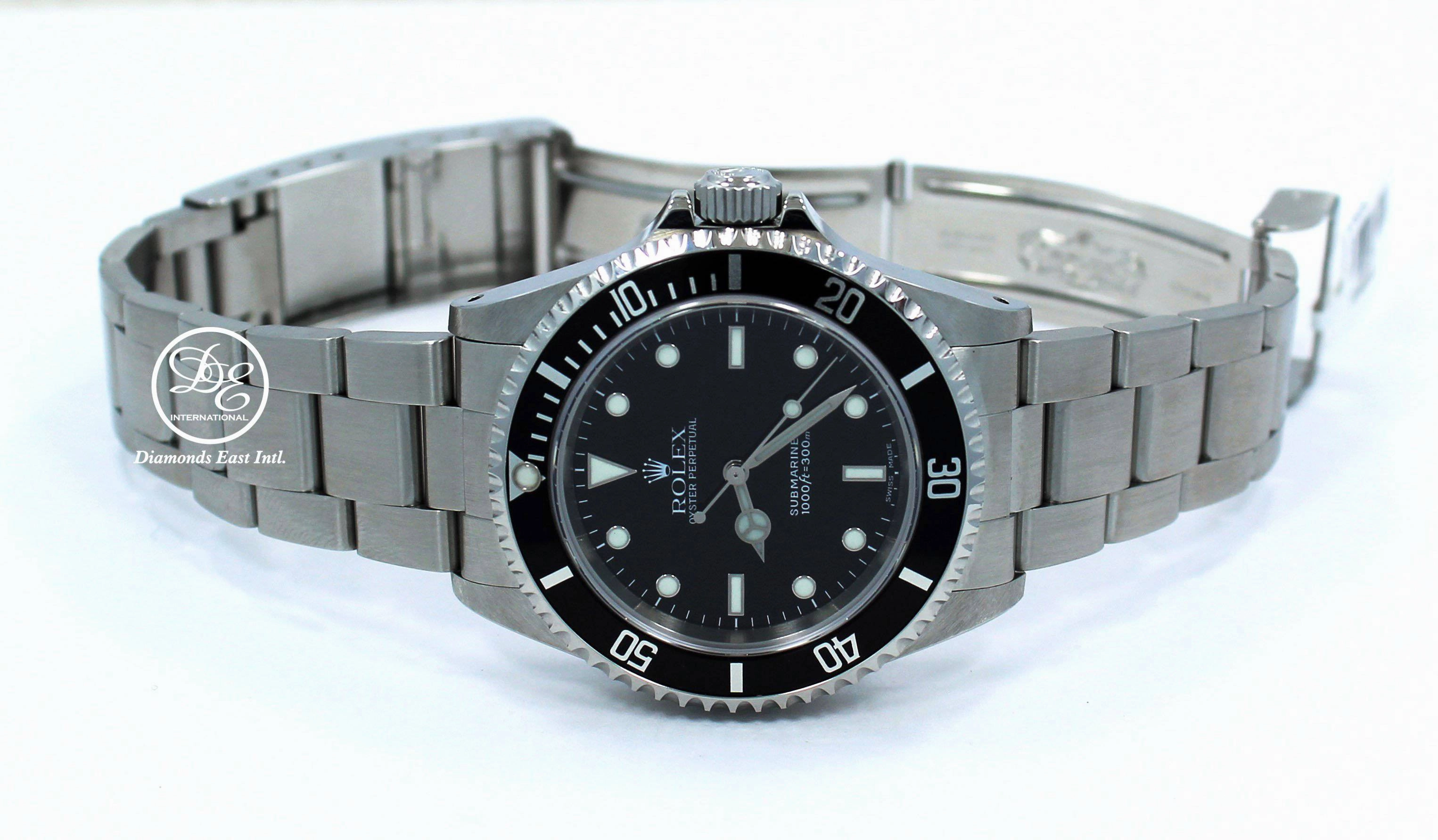 ROLEX Submariner 14060 Oyster Stainless Steel Black Dial Watch