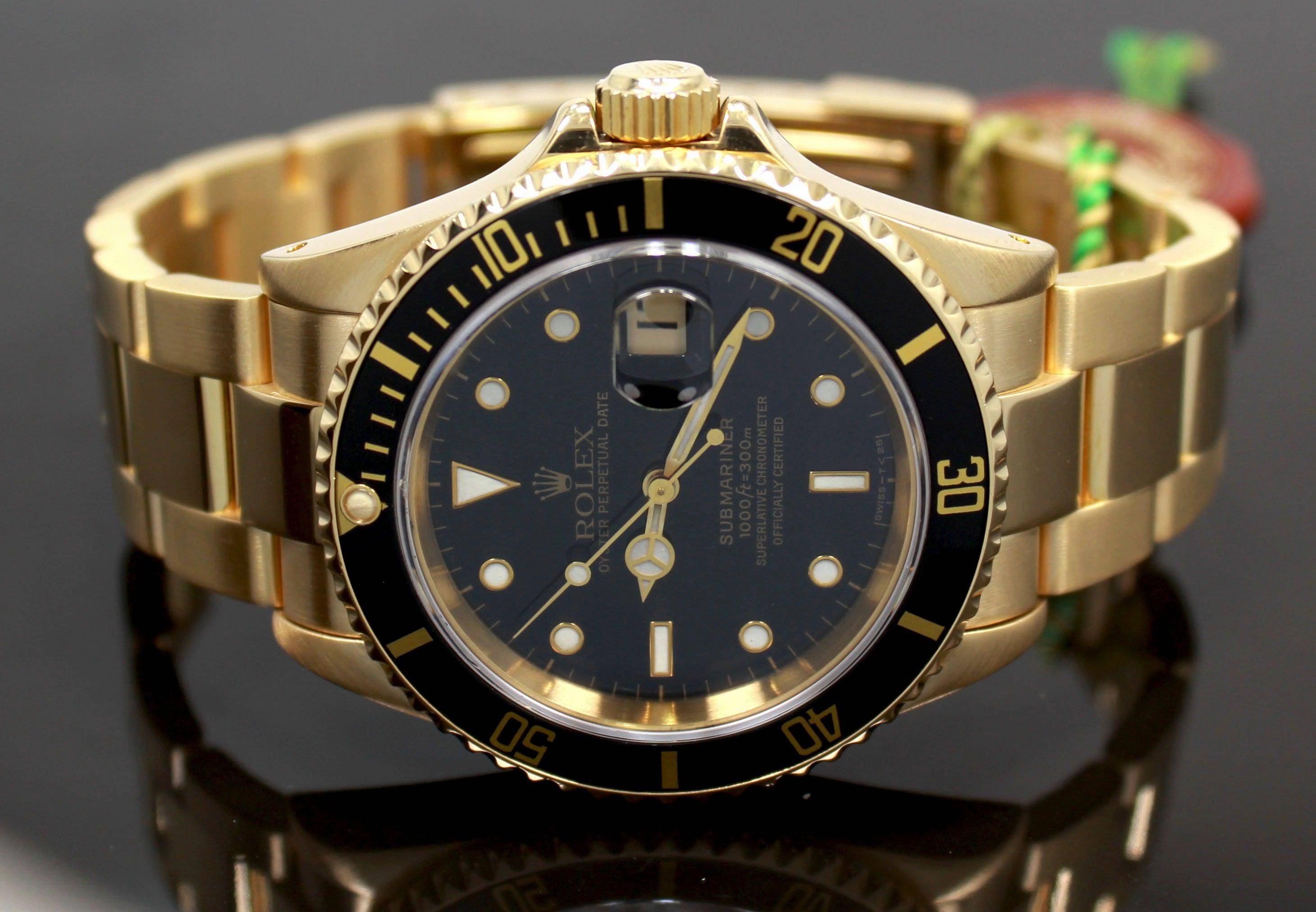 ROLEX Submariner 16618 18k Yellow Gold Oyster Black Dial & Bezel Watch