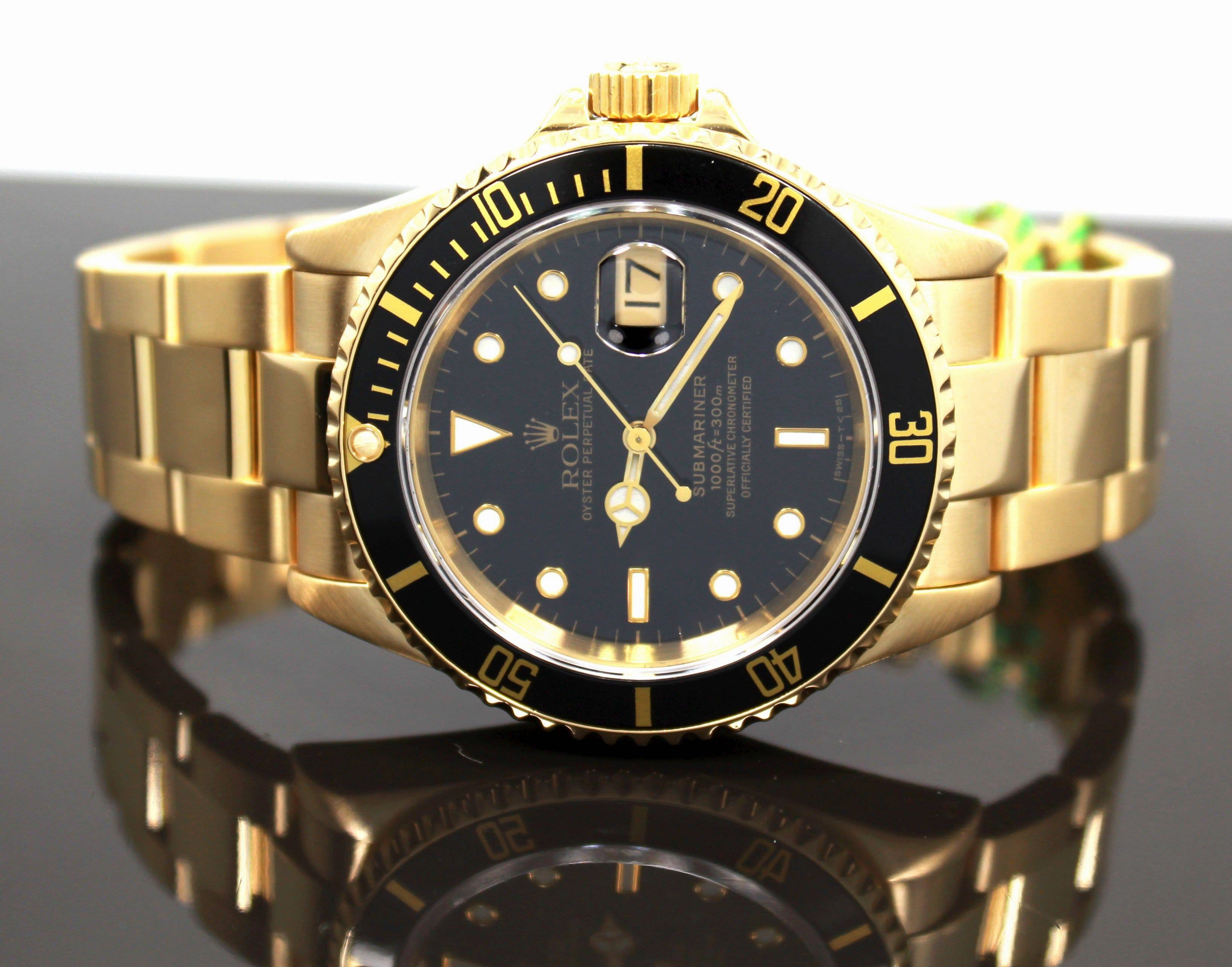 ROLEX Submariner 16618 18k Yellow Gold Oyster Black Dial & Bezel Watch