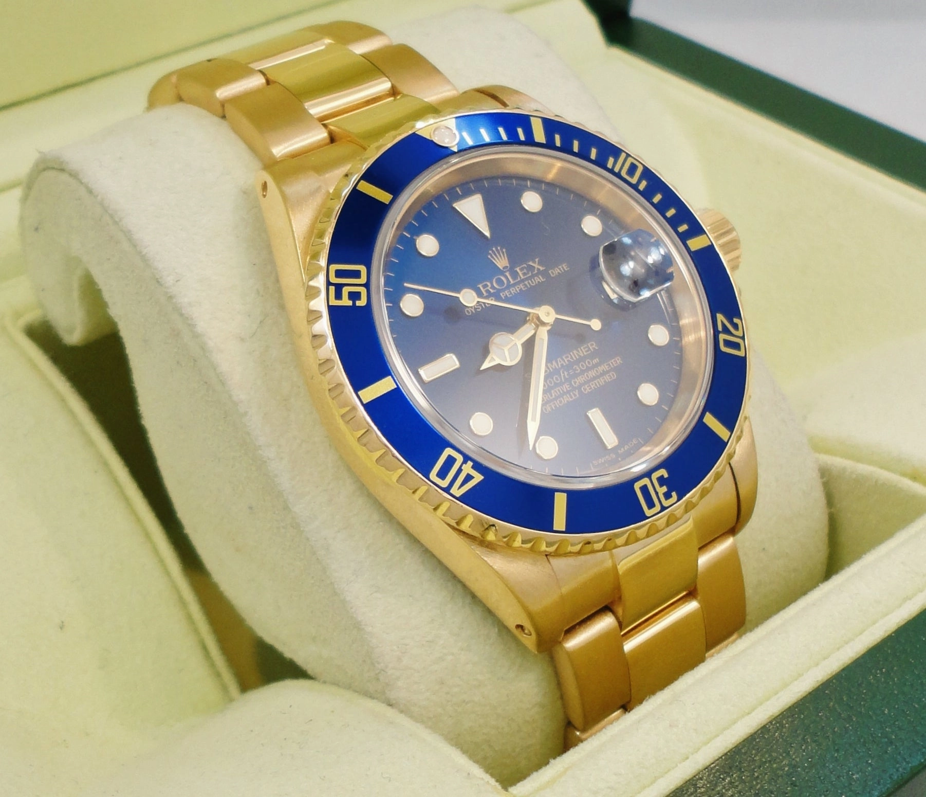 ROLEX Submariner 16618 18k Yellow Gold Oyster Blue Dial & Bezel