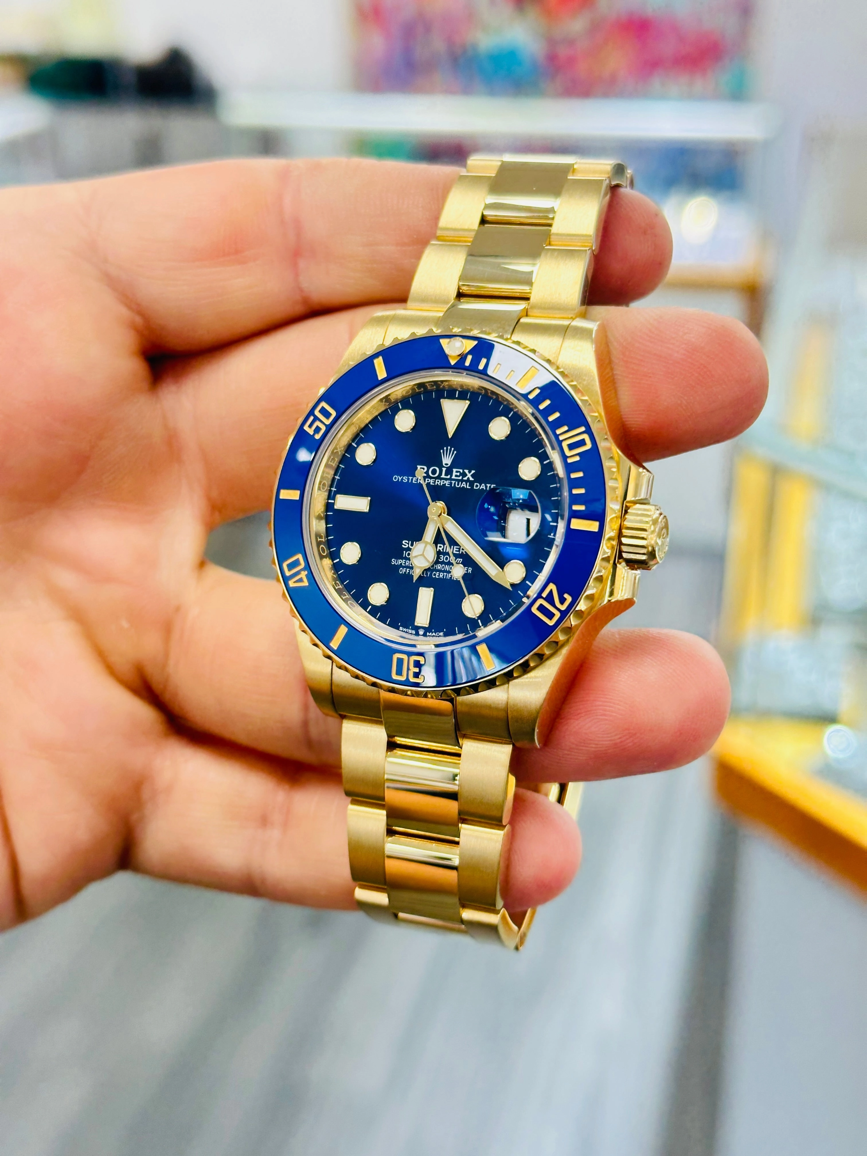 Rolex Submariner 41 Date 126618LB Box and Papers