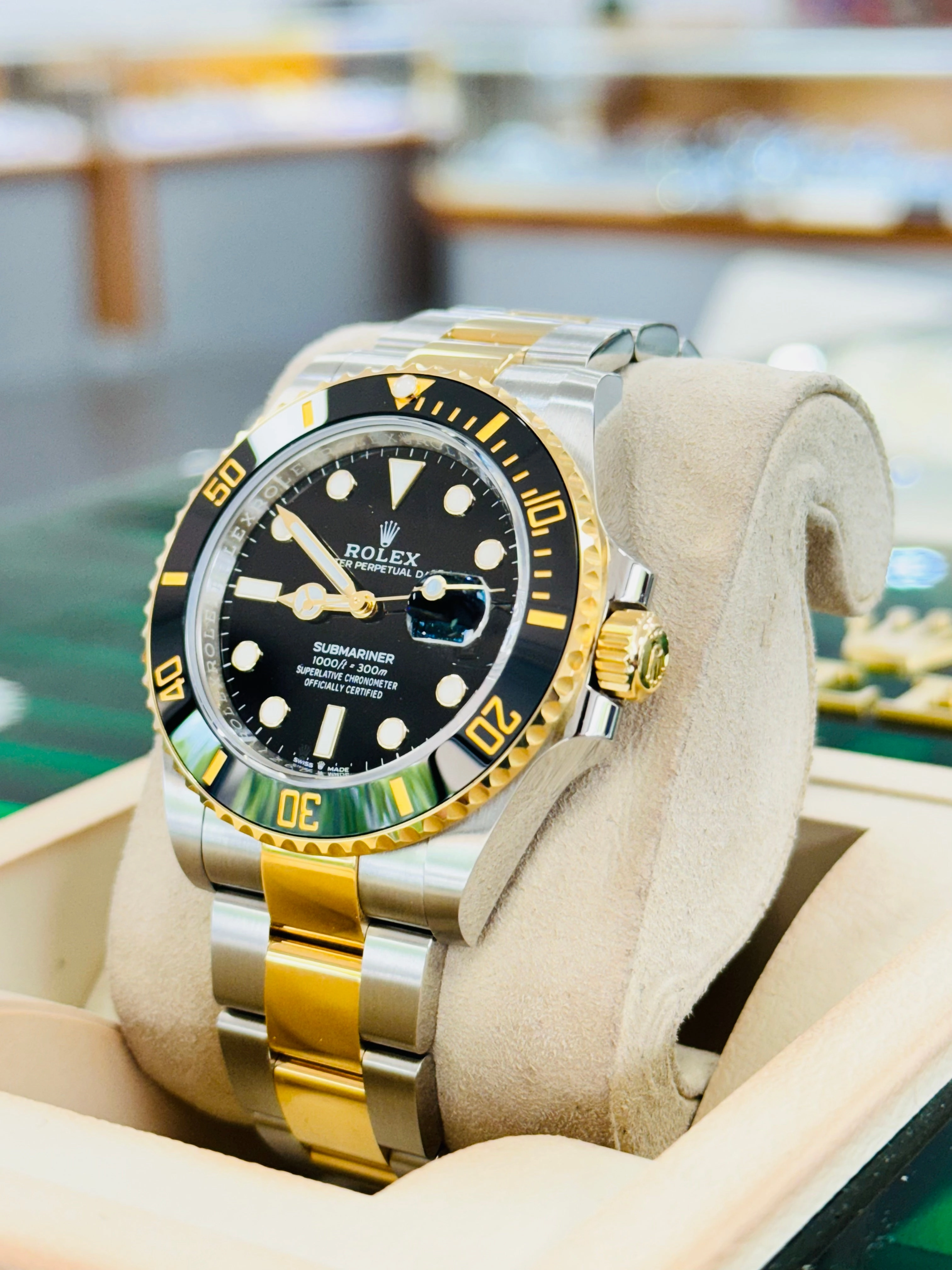 Rolex Submariner 41mm 126613LN Date Black Dial MINT Box and Papers