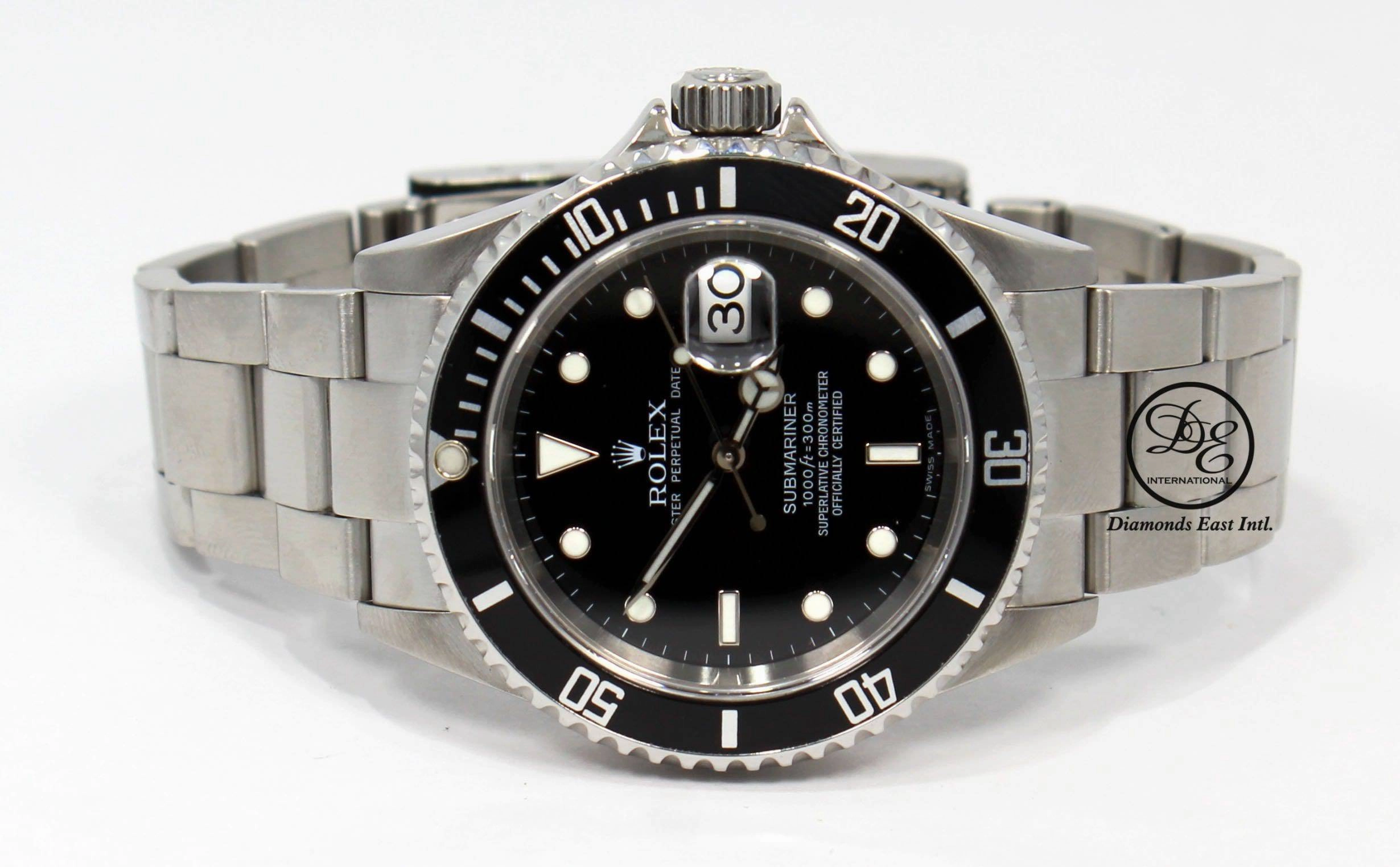 ROLEX Submariner Date 16610 NO HOLES IN CASE Oyster SS Black Dial Watch