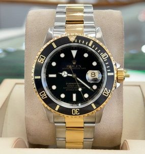 Rolex Submariner Date 16613 Stainless & Gold Black Dial Box and Papers COMPLETE SET MINT