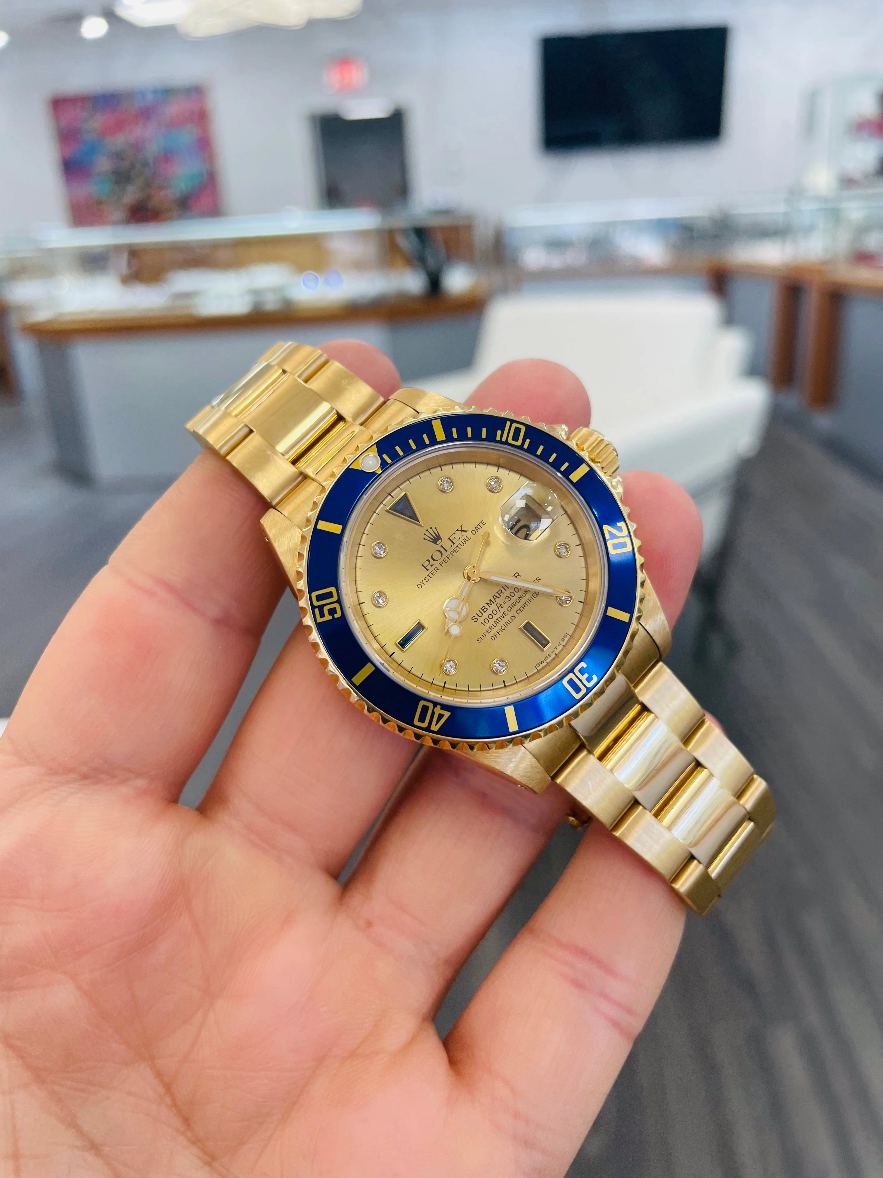 Rolex Submariner Date 16618 Factory Serti Diamond Dial PreOwned Unpolished