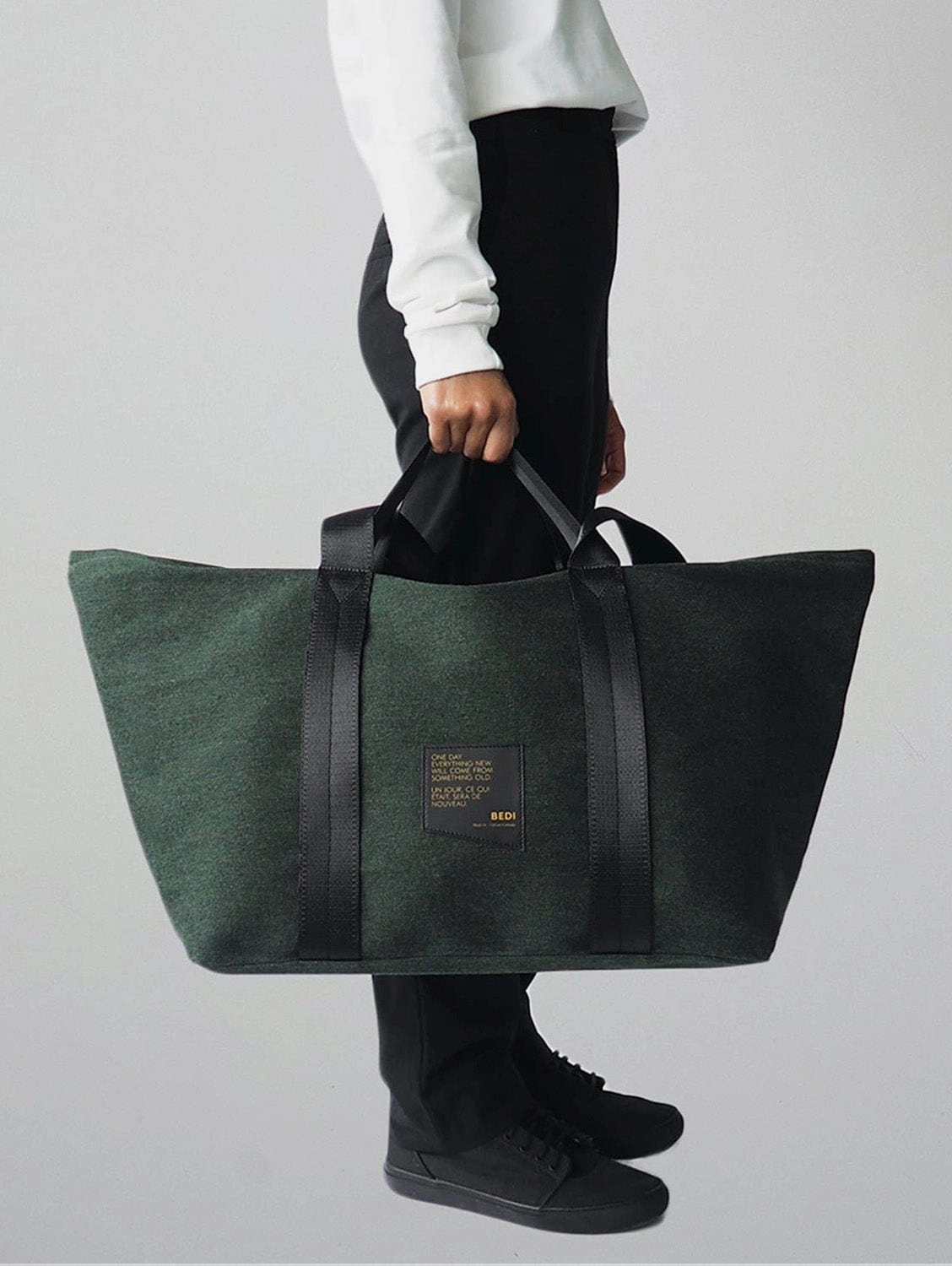 Shoalts Weather-Resistant Twill Vegan Weekender | Multiple Colours
