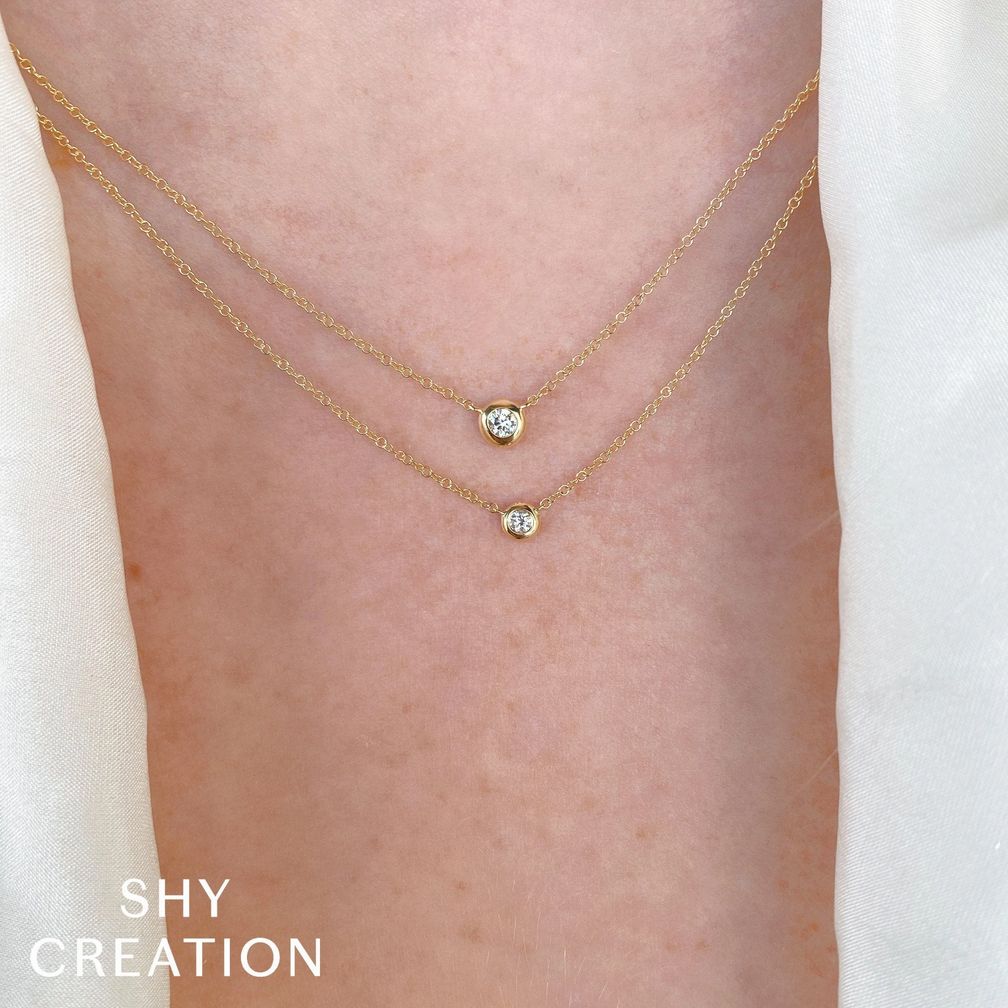 Shy Creation 0.05Ct Diamond Bezel Necklace SC55003229