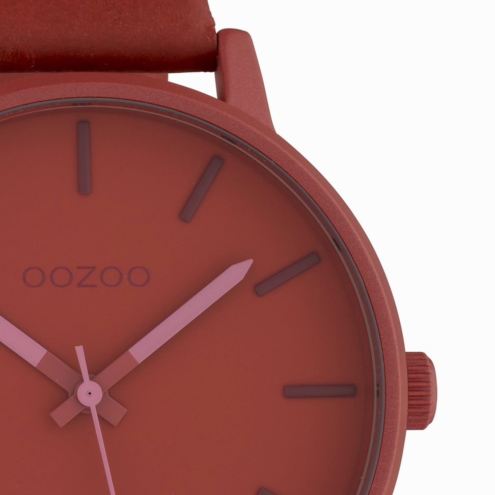Sienna OOZOO watch with leather strap - C10381