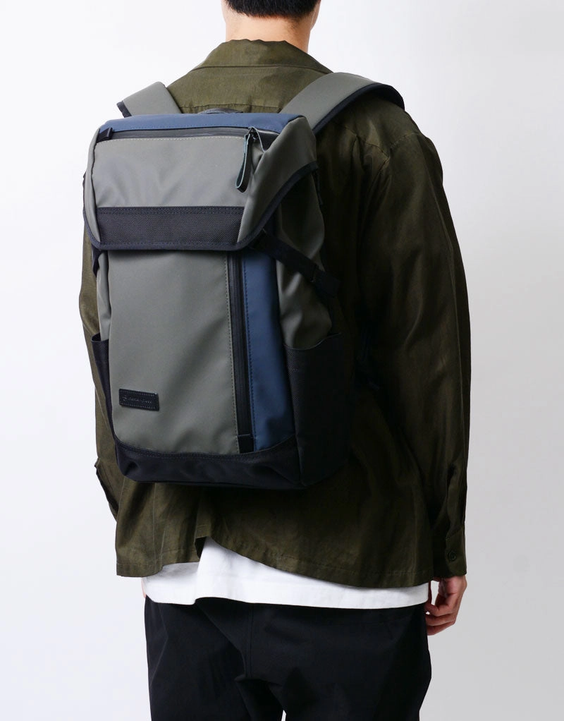 Slick Flap Backpack No.02490