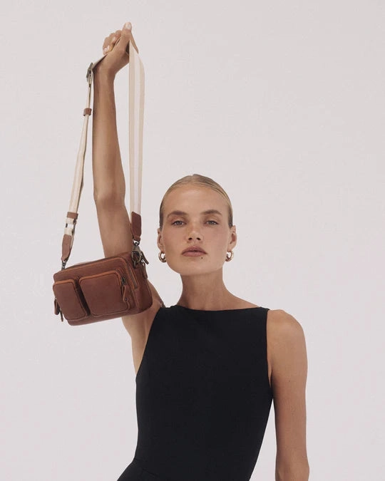 Stitch & Hide Sasha Crossbody Camera Shoulder Bag Maple Brown