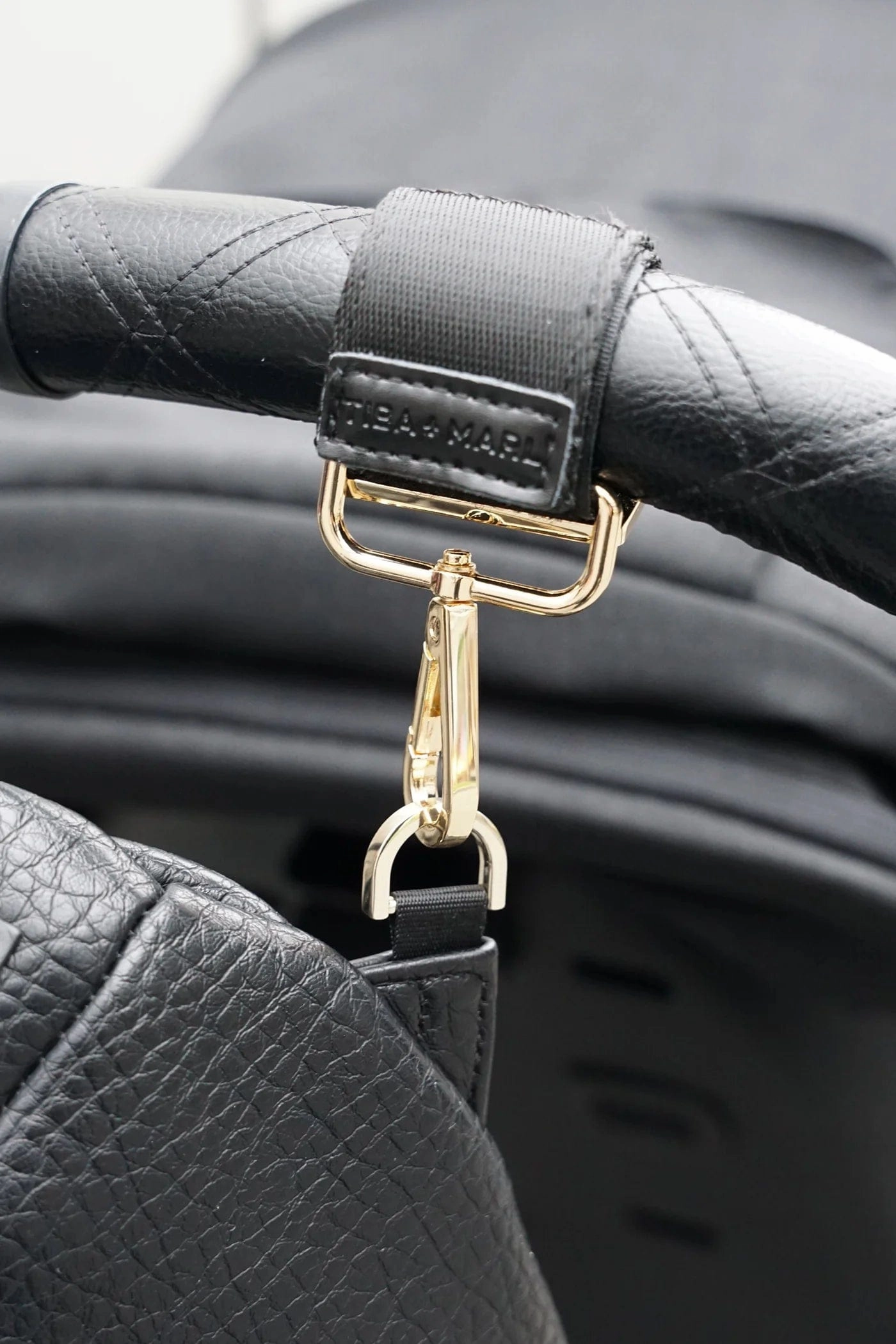 Tiba   Marl Baby Stroller Clips in Black/Gold
