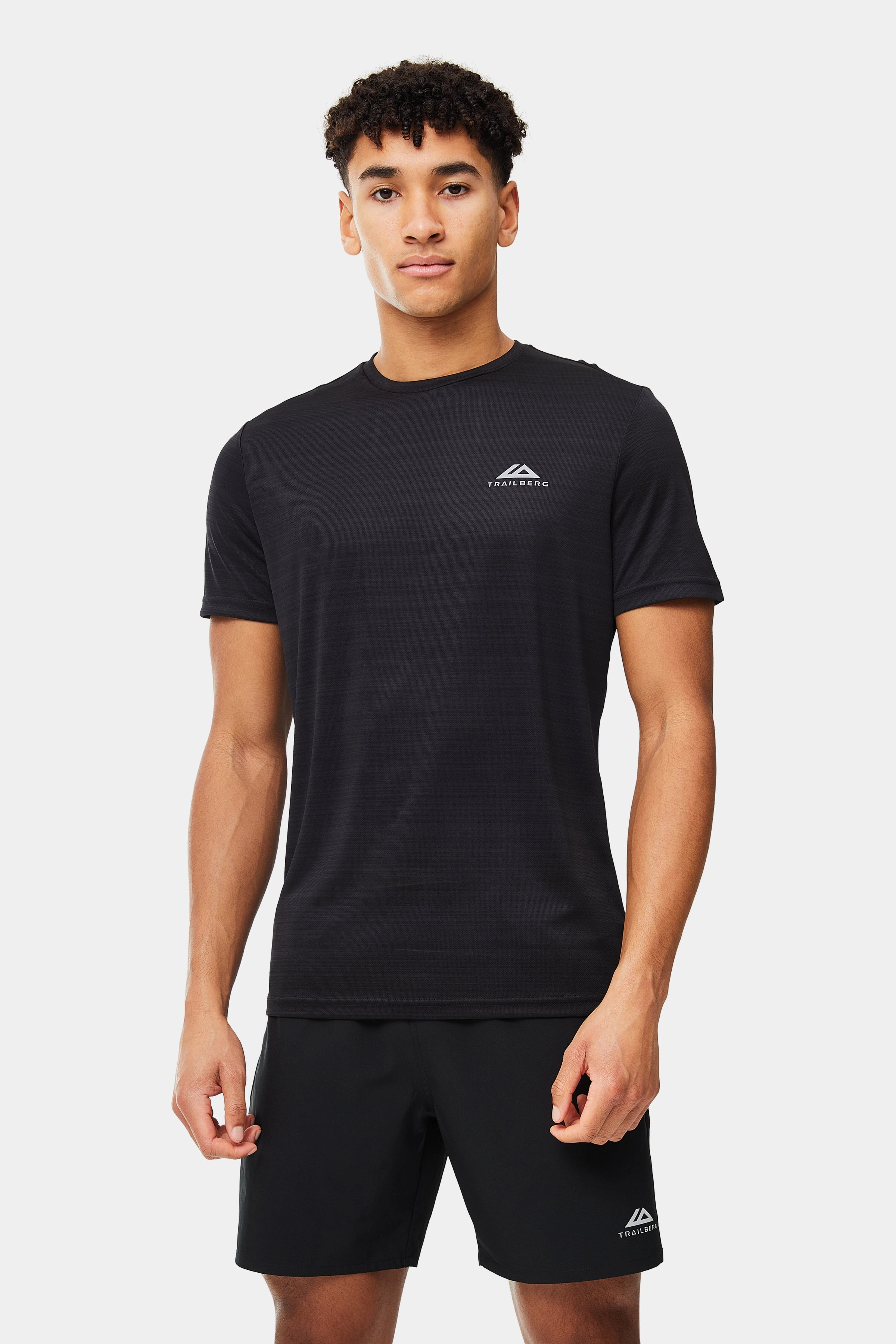 Trailberg Cloud SS25 T Shirt - Black / Irongate