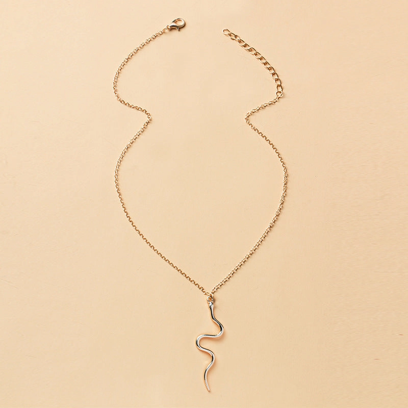 Wholesale Alloy Snake Element Necklace