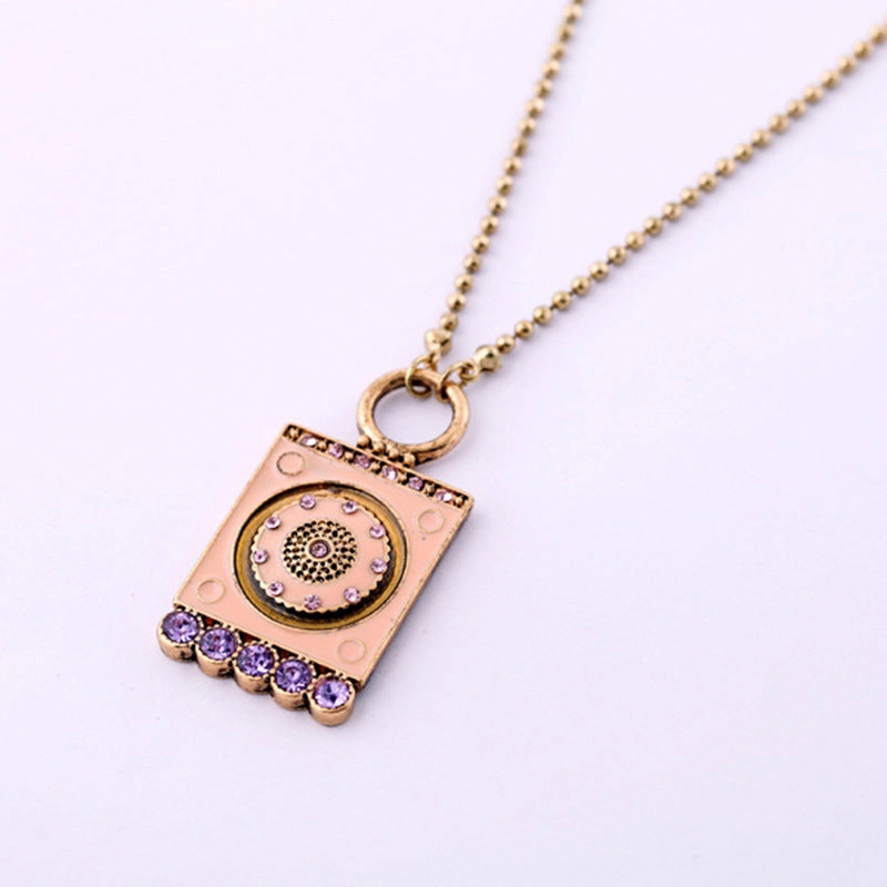 Wholesale Alloy Square Necklace