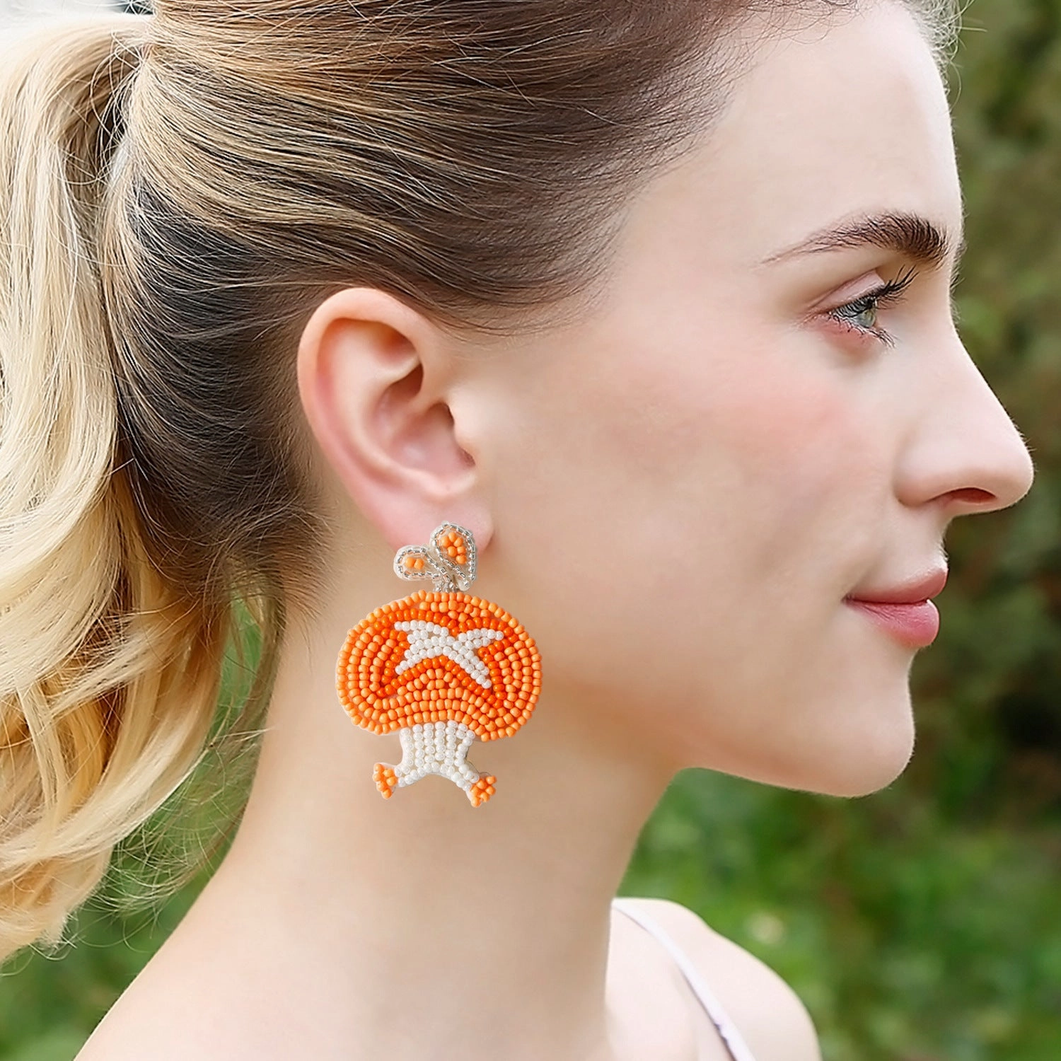 Wholesale Creative Niche Mushroom Earrings Handmade Intangible Cultural Heritage Handicraft Rice Bead Earrings