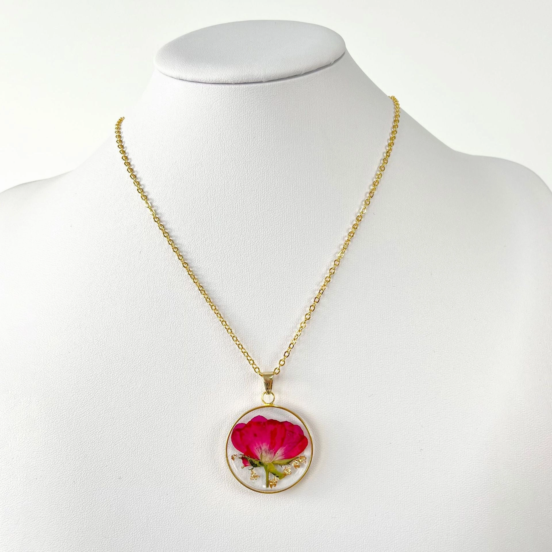 Wholesale Dried Flower Creative Resin Necklace