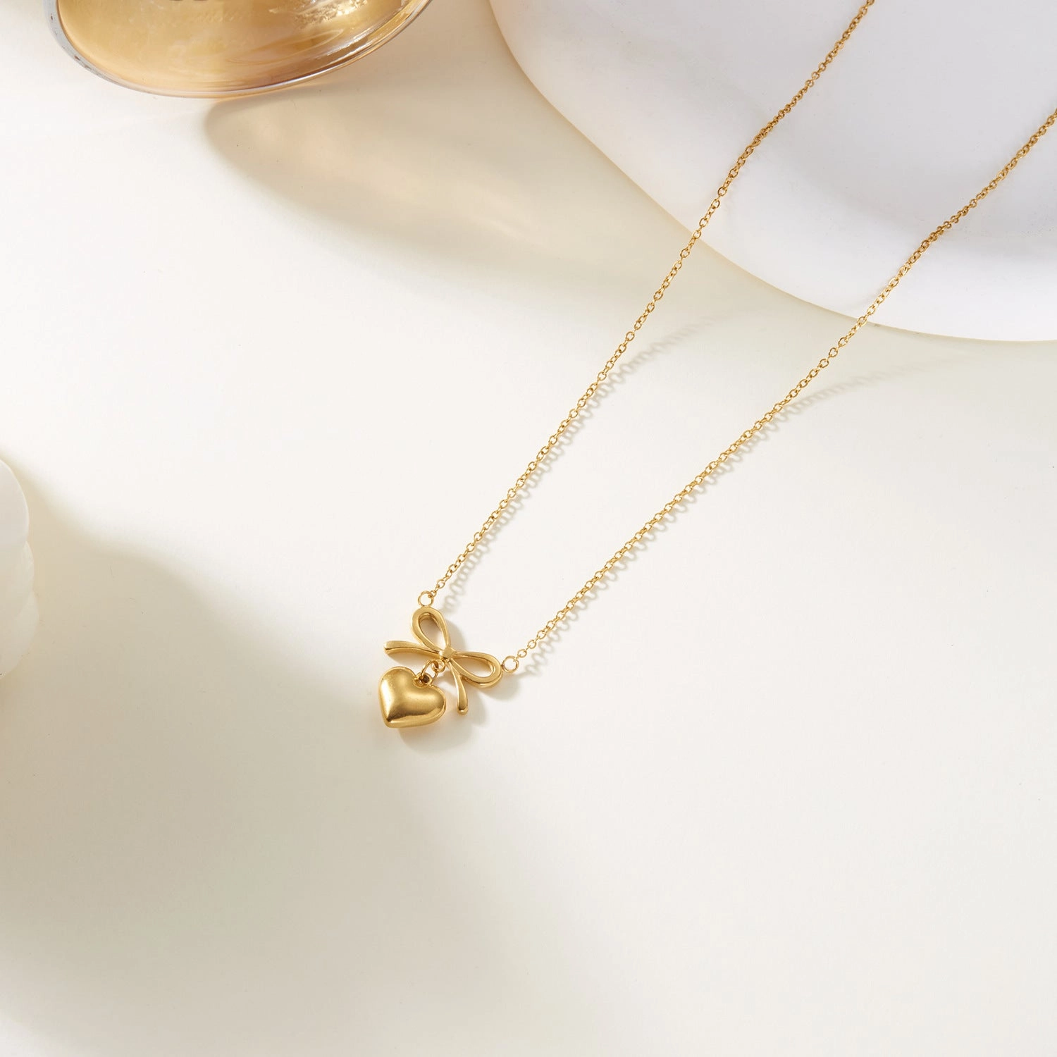 Wholesale Fresh and cute bow heart stainless steel necklace