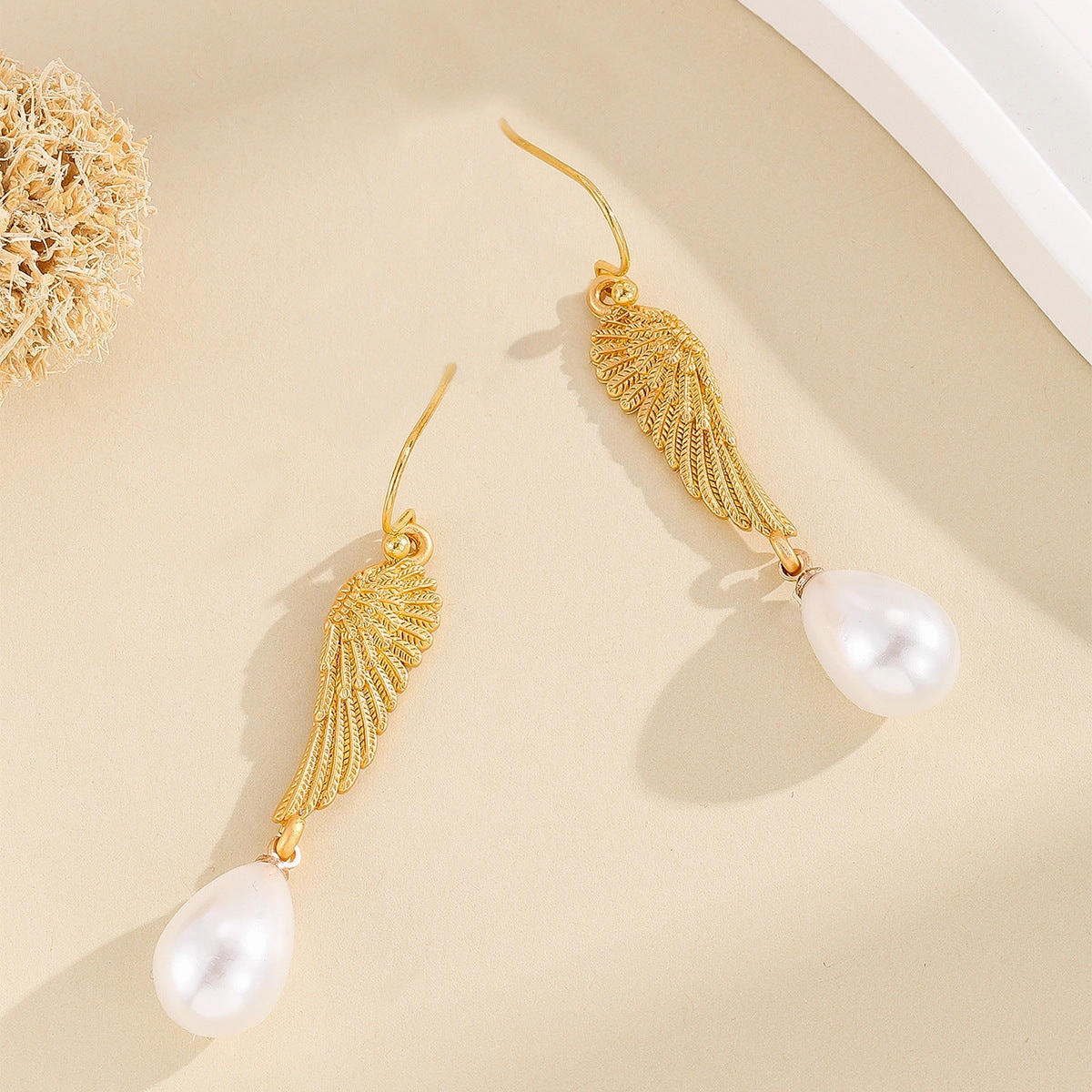 Wholesale Gold Wing Alloy Earrings
