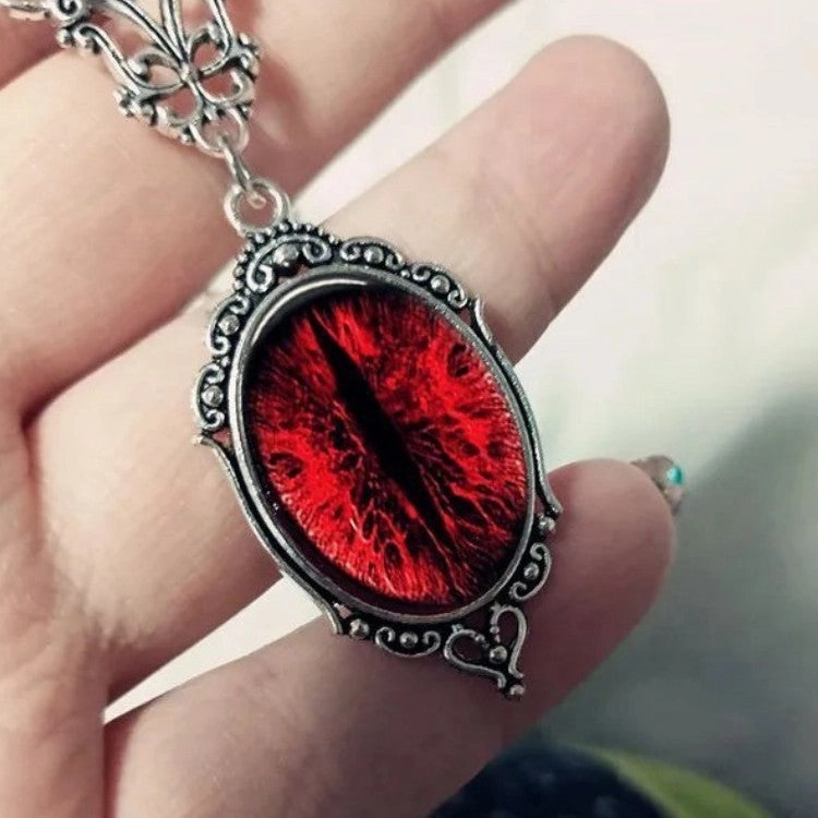 Wholesale Gothic blood cat eye vampire relief vintage necklace