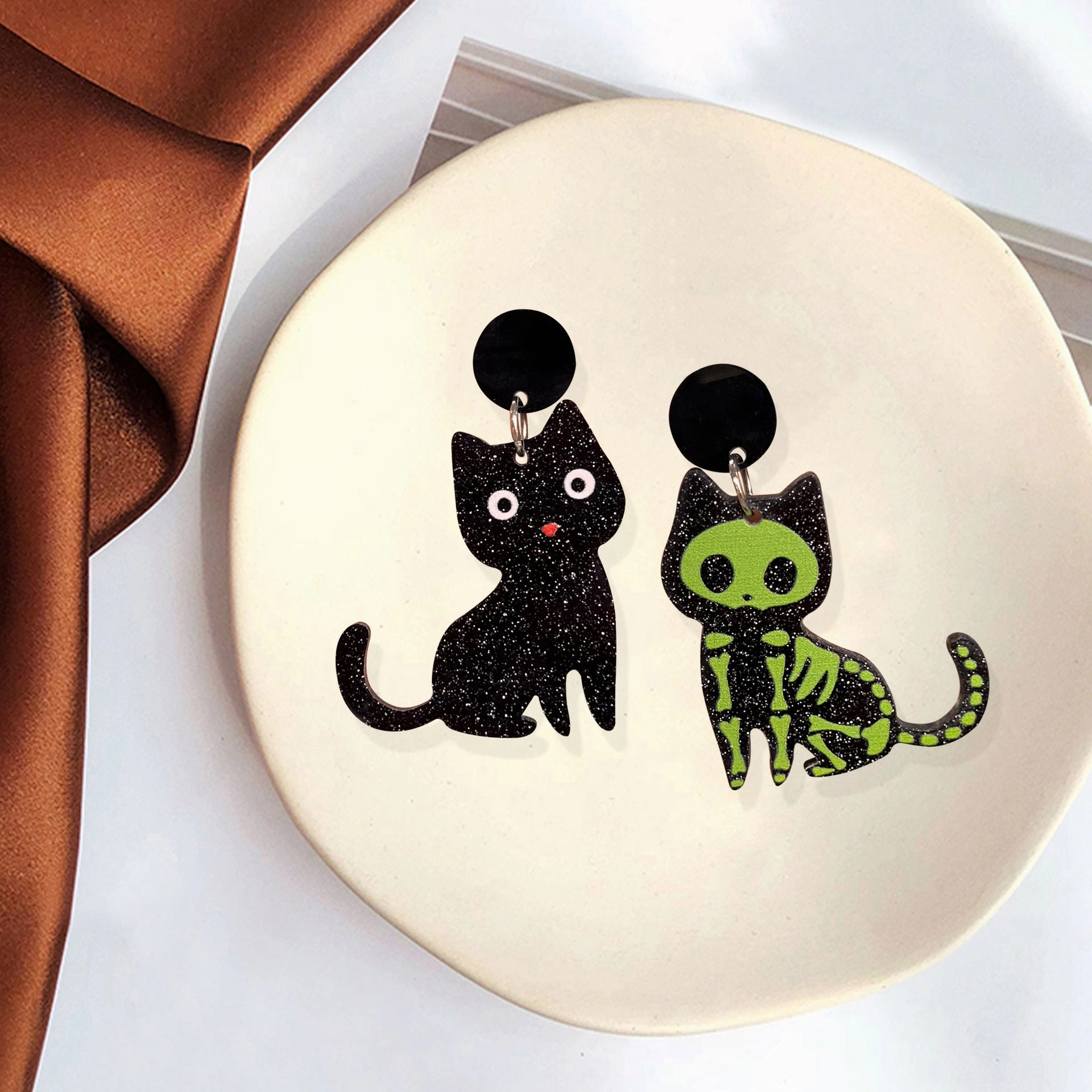 Wholesale Halloween Animal Bones Bone Green Eyes Cartoon Black Cat Acrylic Earrings