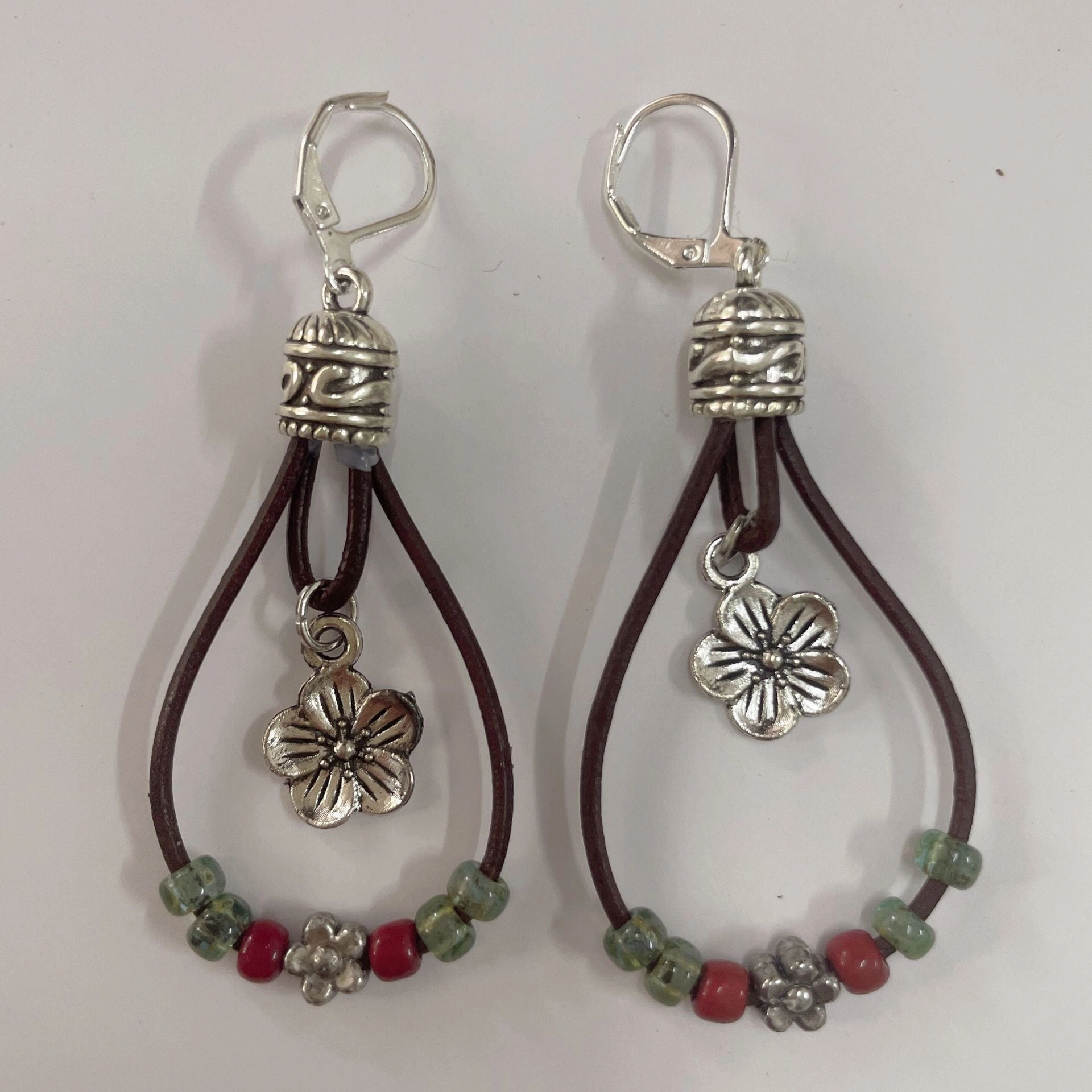 Wholesale Leather Cord Flower Alloy Earrings