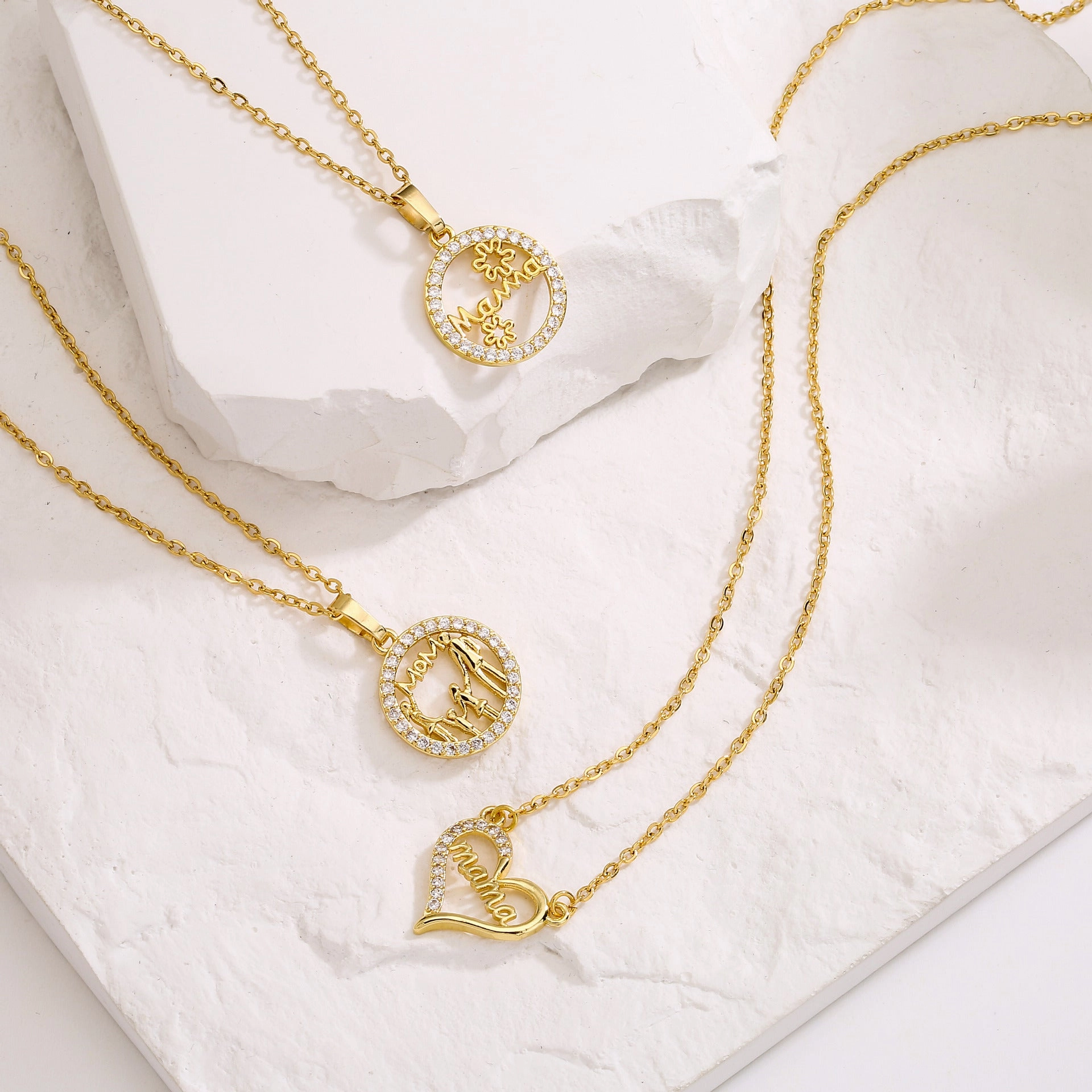 Wholesale Mother's Day Gift Copper 18K Gold Plated Zircon MAMA Necklace