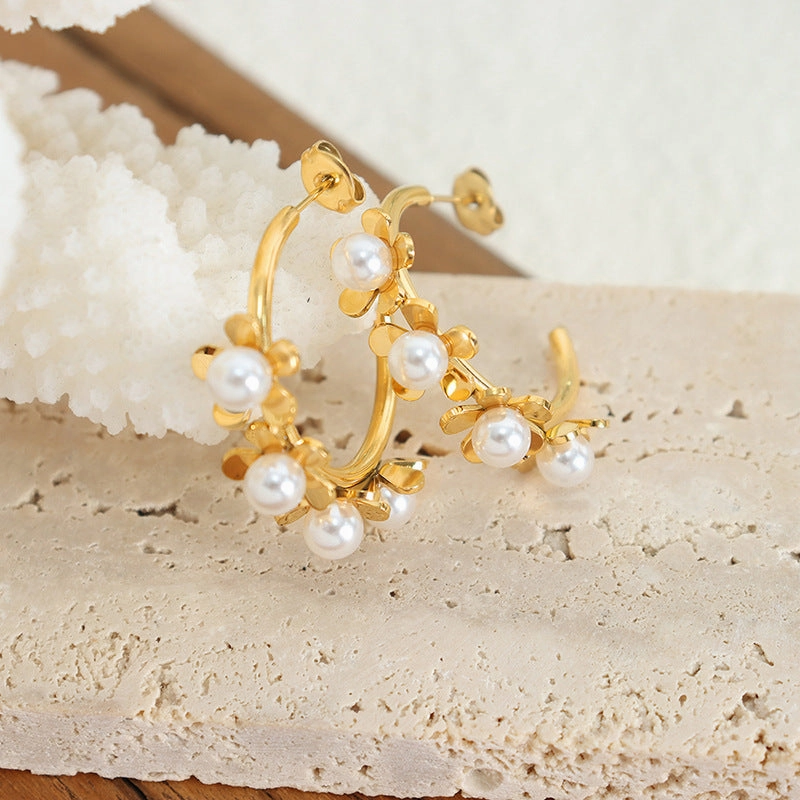 Wholesale Pearl Flowers Gold Plated Earring