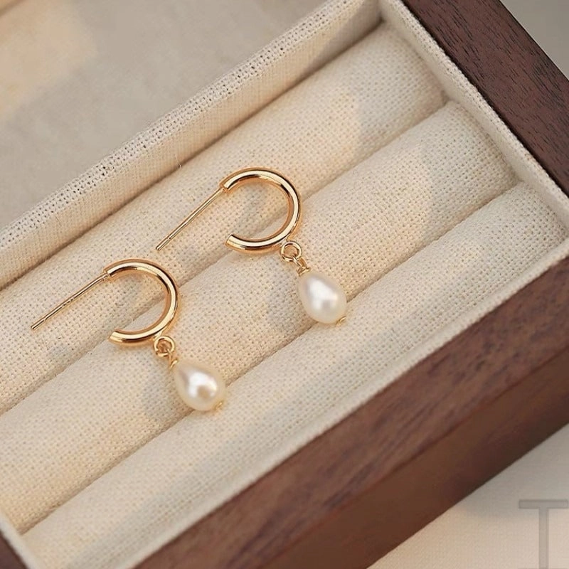 Wholesale S925 Sterling Silver Simple Freshwater Pearls