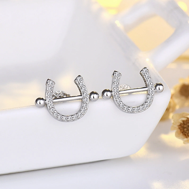 Wholesale Small U Shape Female Copper Earrings