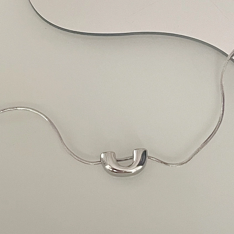 Wholesale U-shaped pendant titanium steel non-fading clavicle chain