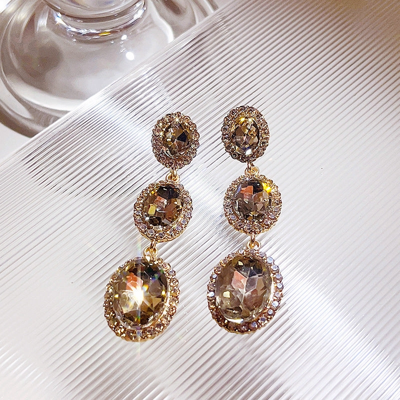 Wholesale Vintage Rhinestone Oval Exaggerated Alloy Earrings